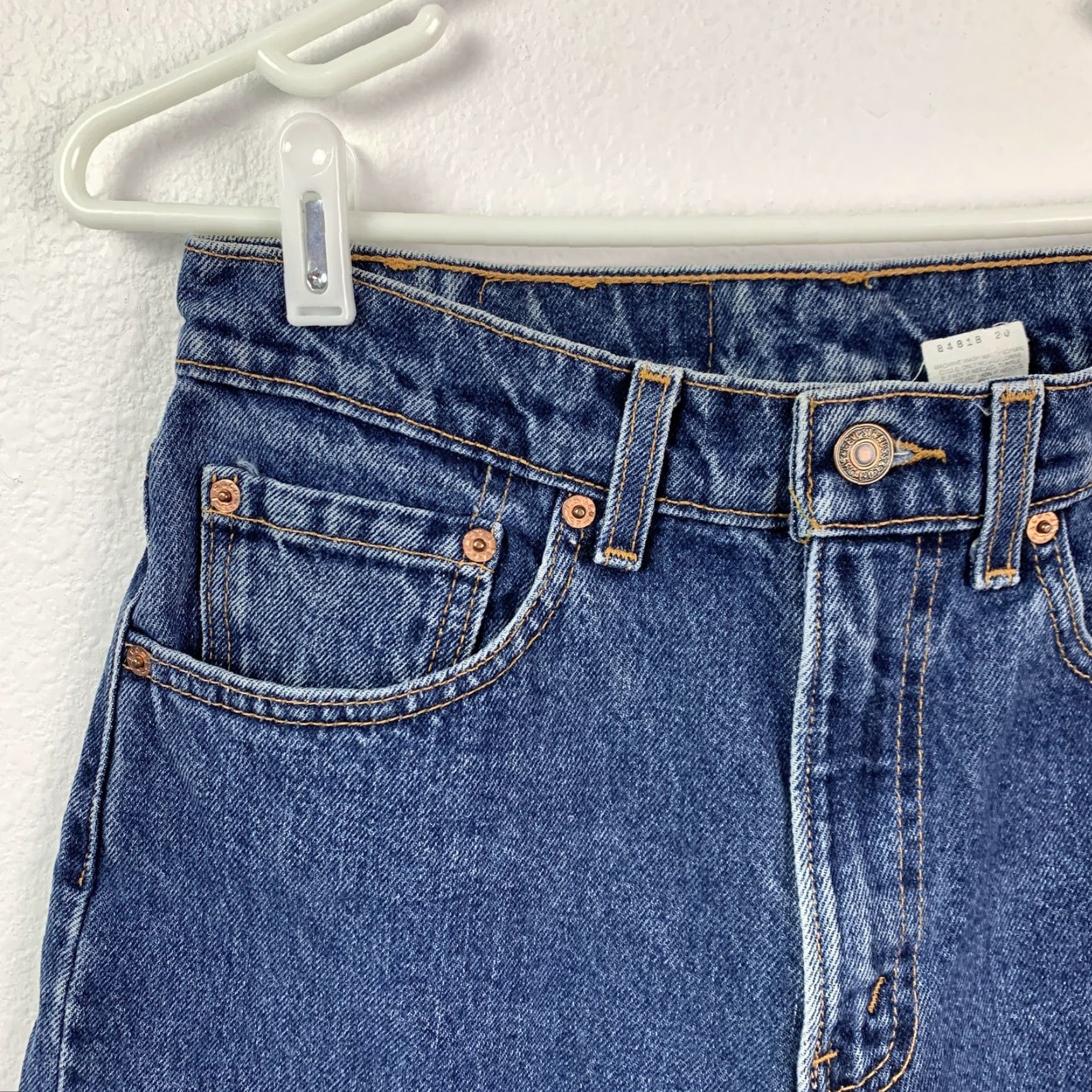 Levi's VINTAGE Levis 550 Jeans Men 31 Regular Distressed 100% Cotton Blue Distressed 5-Pocket Size US 31 - 4 Thumbnail