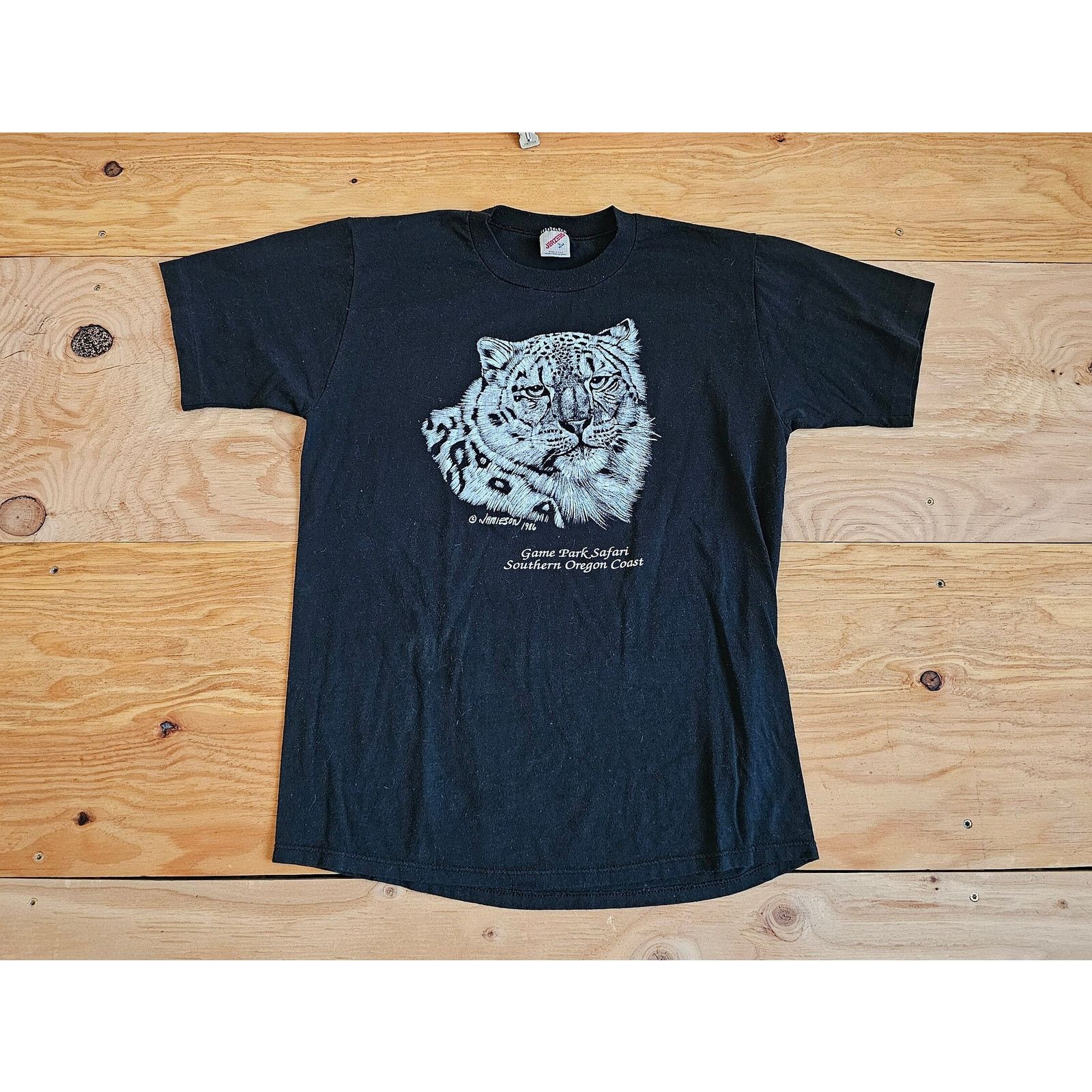 Jerzees 90s White Tiger T-Shirt, Oregon Coast Souvenir Size M/L Size US M / EU 48-50 / 2 - 1 Thumbnail