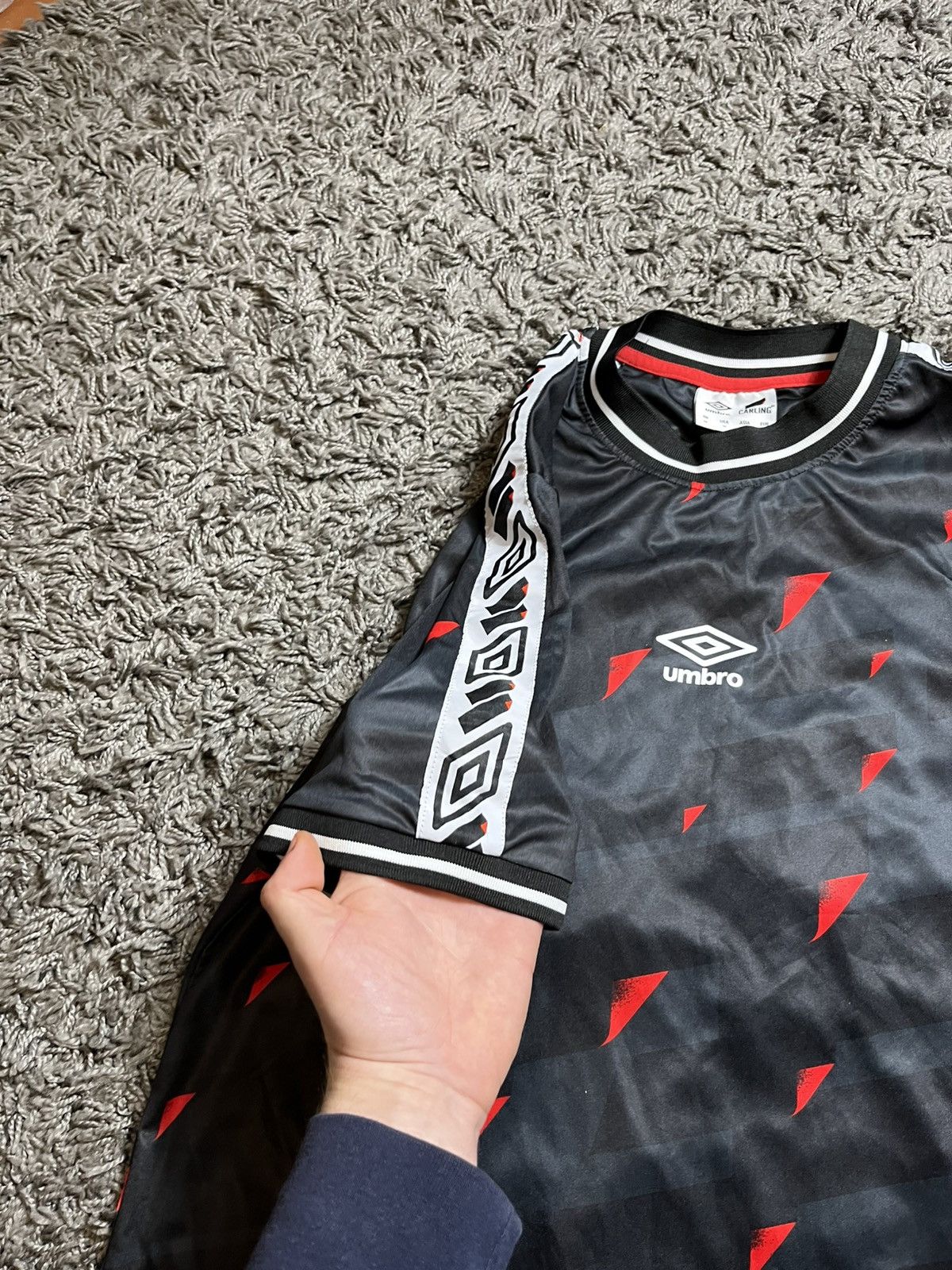 Designer × Umbro UMBRO X CARLING POLYESTER SUMMER SOCCER JERSEY T-SHIRT Size US M / EU 48-50 / 2 - 4 Thumbnail