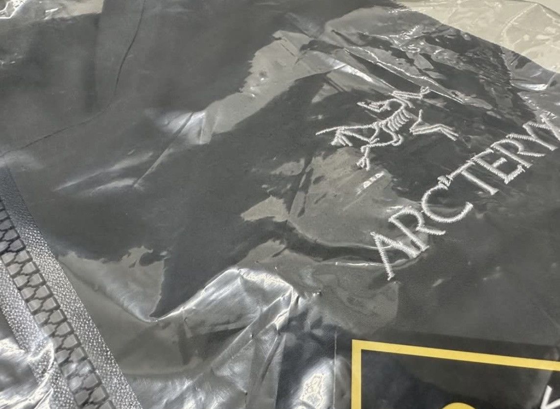 Arc'teryx LArc'teryx Beta Long Jacket Men's Size US S / EU 44-46 / 1 - 5 Thumbnail