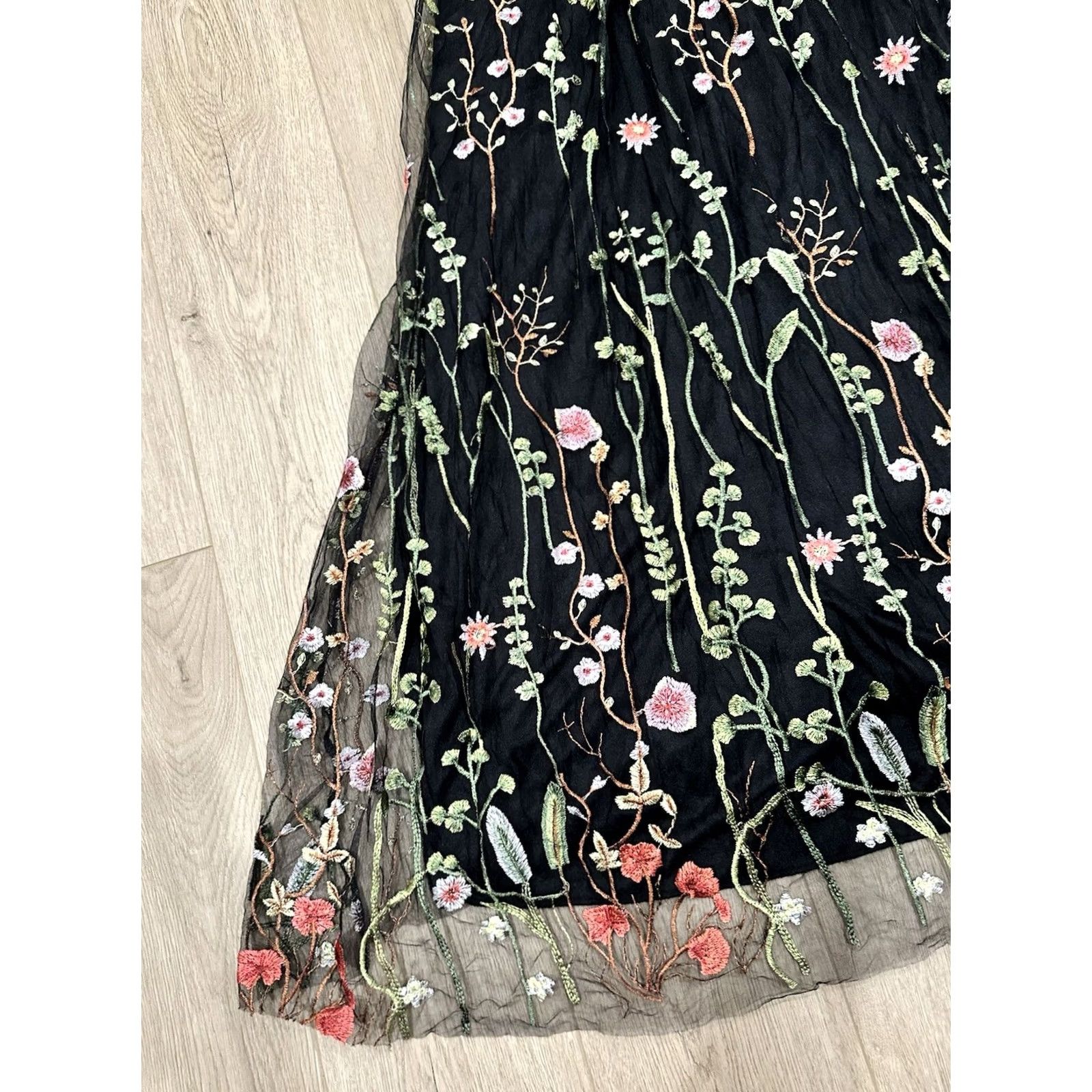 Marchesa VINTAGE? NWT Marchesa Notte Dress Size 2 Black Floral Elegant Evening Dress Size XS / US 0-2 / IT 36-38 - 4 Thumbnail