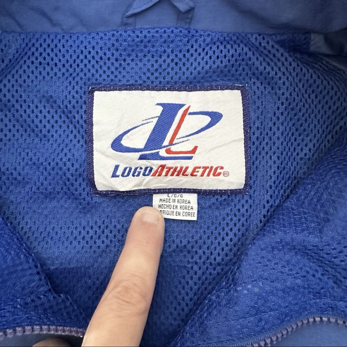 Logo Athletic Logo Athletic Blue vintage Indianapolis Colts Windbreaker L Size US L / EU 52-54 / 3 - 3 Thumbnail