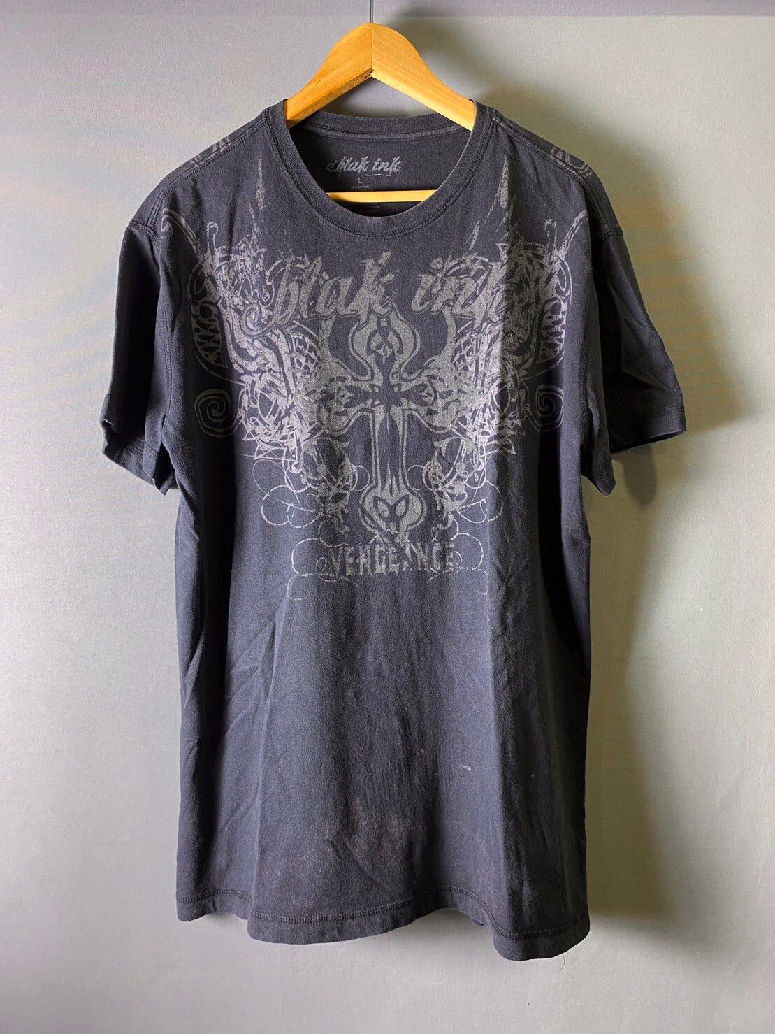 Pre-owned Affliction X Ed Hardy Y2k Cross Graphic Tee In Faded Black