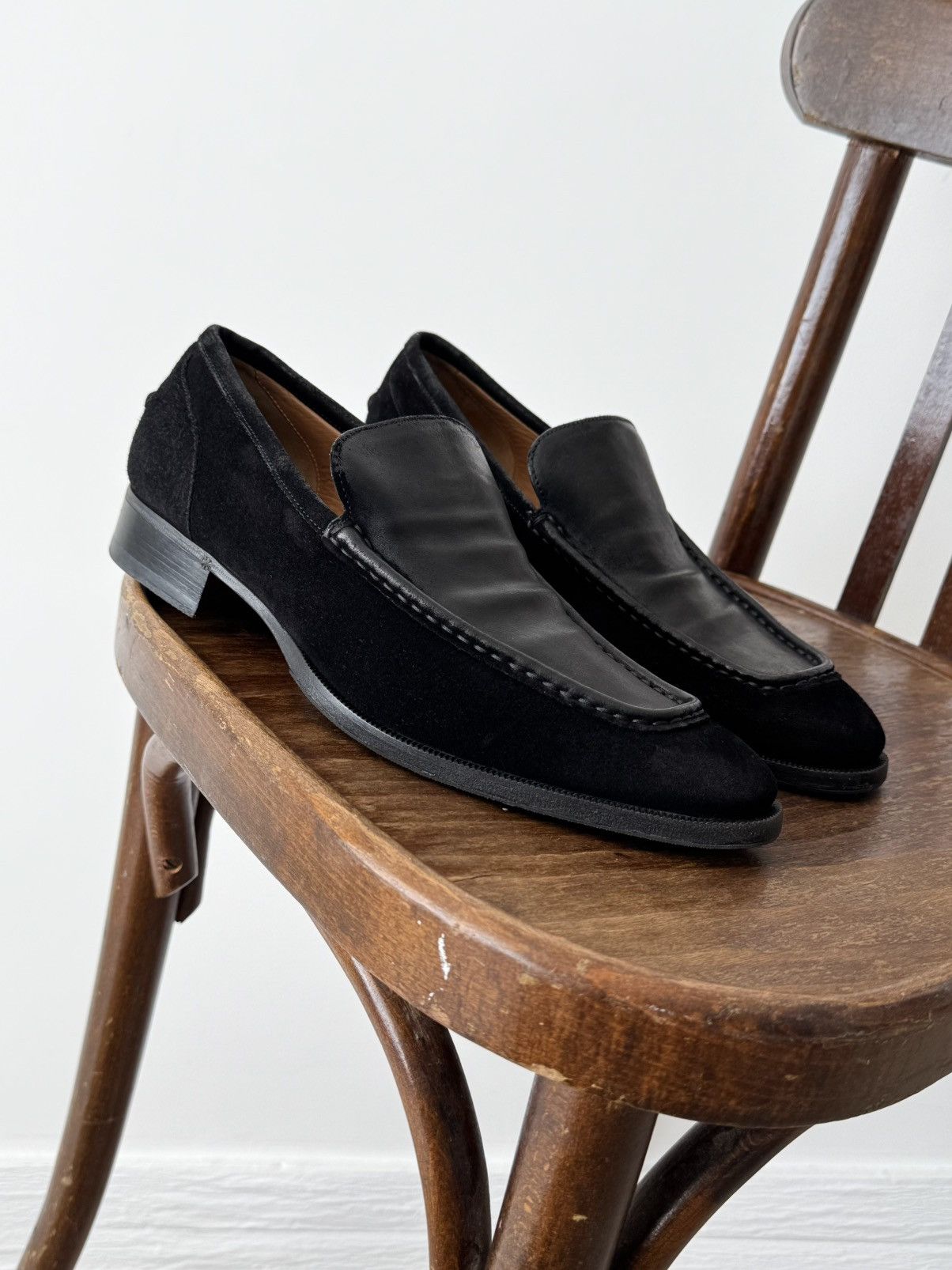 Gucci Gucci Black Suede & Leather Tuxedo Loafers Size US 8 / EU 41 - 1 Thumbnail
