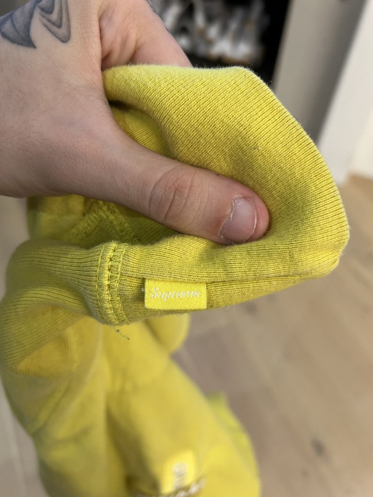 Supreme Supreme Cross Box Logo Hooded Sweatshirt Large Yellow Size US L / EU 52-54 / 3 - 6 Thumbnail