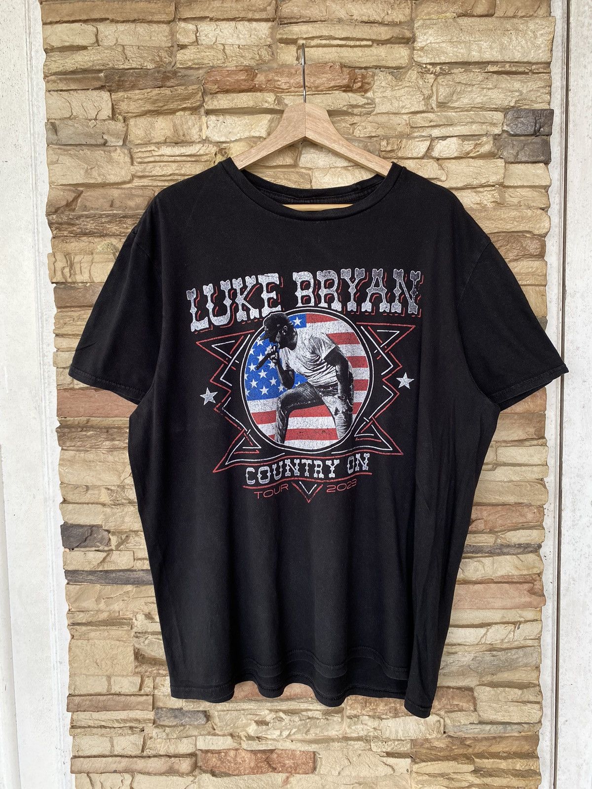 Band Tees 2023 Tour Luke Bryan Band Tees Size US XL / EU 56 / 4 - 1 Thumbnail
