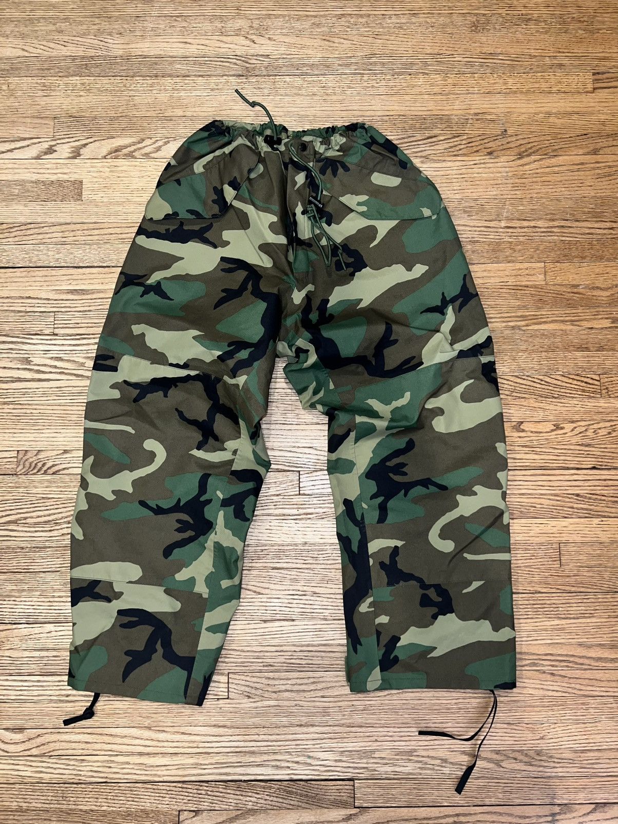 Other Vintage Military Woodland Camo GoreTex Pants Size US 32 / EU 48 - 1 Thumbnail