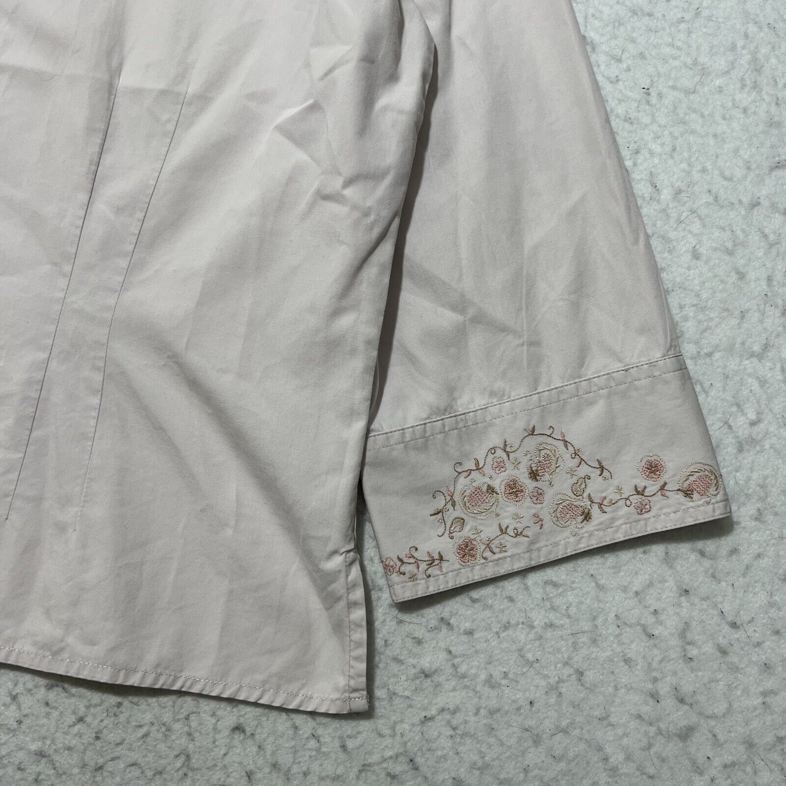 Other J. Jill Medium Button Down Collared Shirt Floral Embroidery Size M / US 6-8 / IT 42-44 - 4 Thumbnail