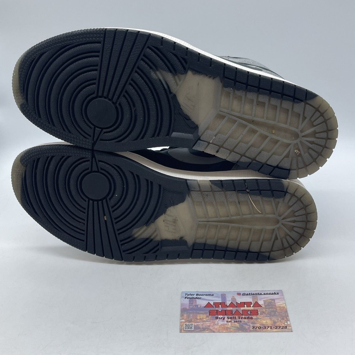 Jordan Brand Air Jordan 1 high black particle Grey Size US 9.5 / EU 42-43 - 7 Thumbnail