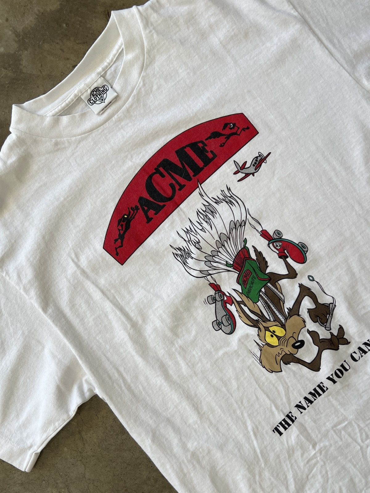 Vintage × Warner Bros Vintage Looney Tunes Acme Coyote Name You Can Trust Tee XL Size US XL / EU 56 / 4 - 1 Thumbnail