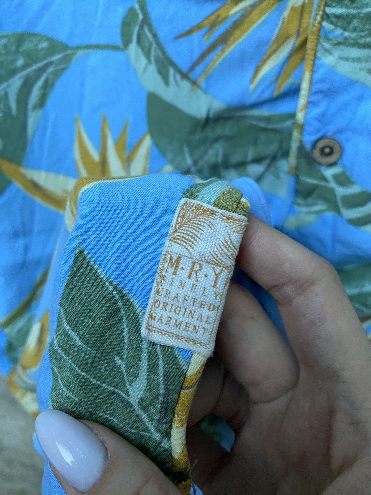 Vintage Blue Vintage Hawaiian Short Sleeve Shirt Floral Leaves Size US L / EU 52-54 / 3 - 6 Thumbnail