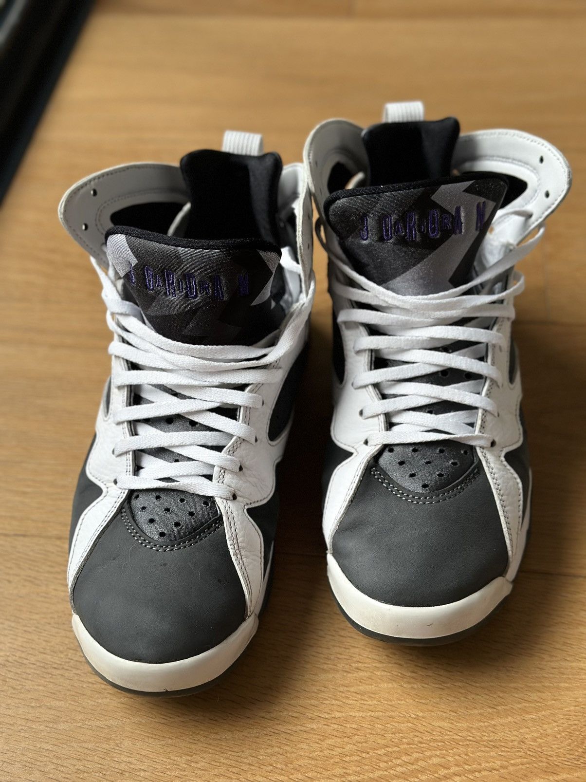 Jordan Brand AIR JORDAN 7 RETRO Size US 9.5 / EU 42-43 - 2 Thumbnail