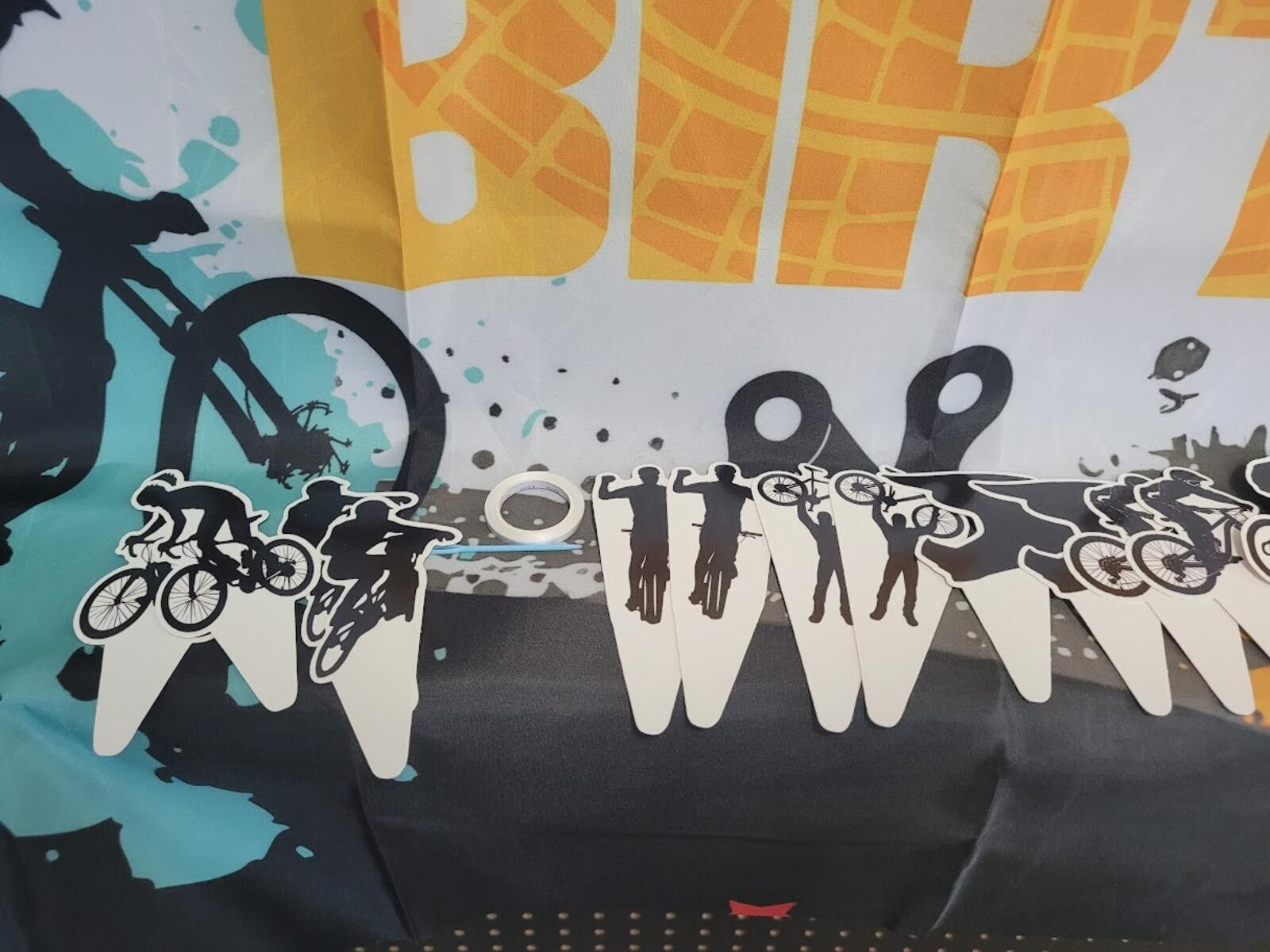 Other Bicycle Birthday Party Set - Backdrop, Balloons & Toppers Size ONE SIZE - 7 Thumbnail
