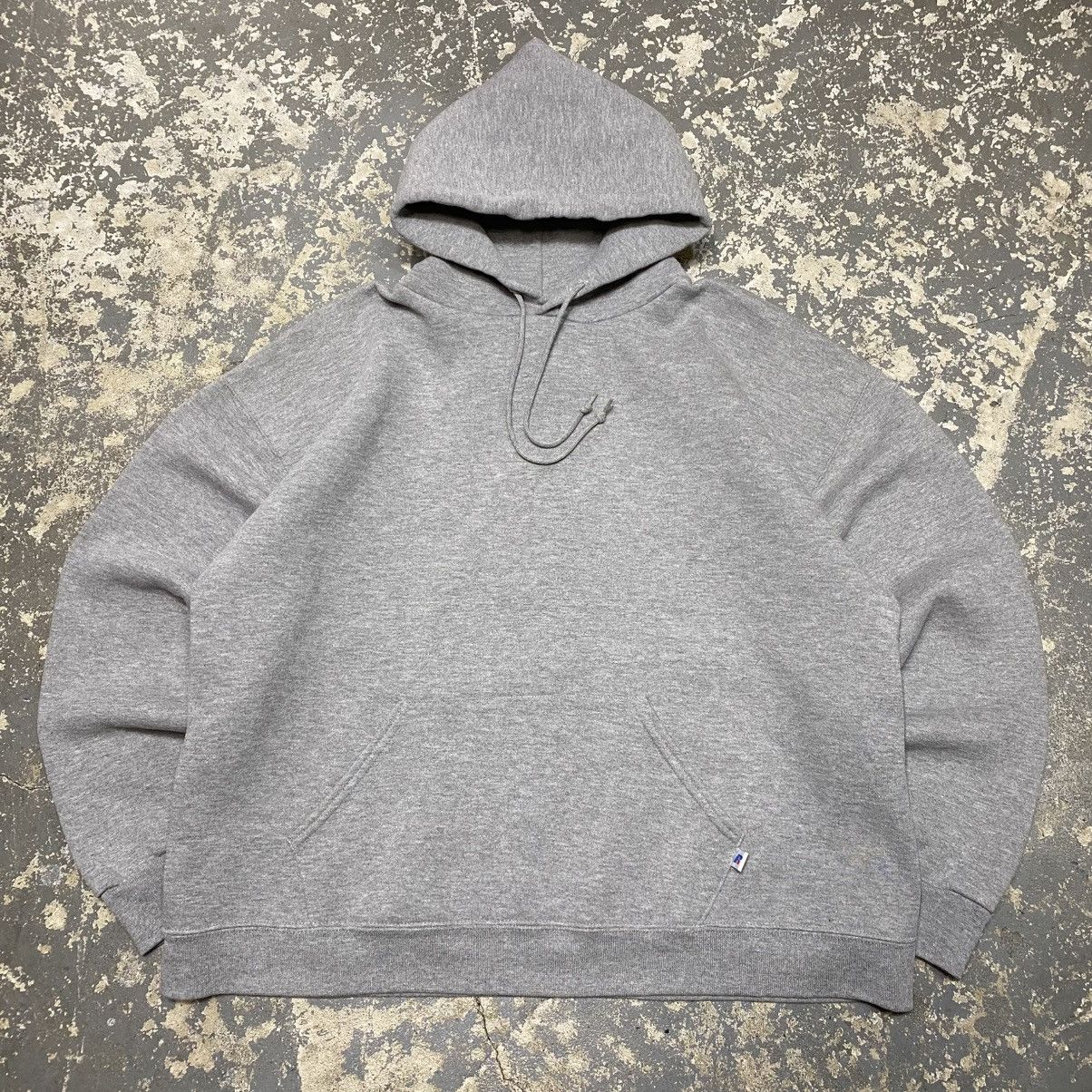Russell Athletic × Vintage Vintage Russell Athletic Grey Blank Boxy Crewneck Hoodie Size US XL / EU 56 / 4 - 1 Thumbnail