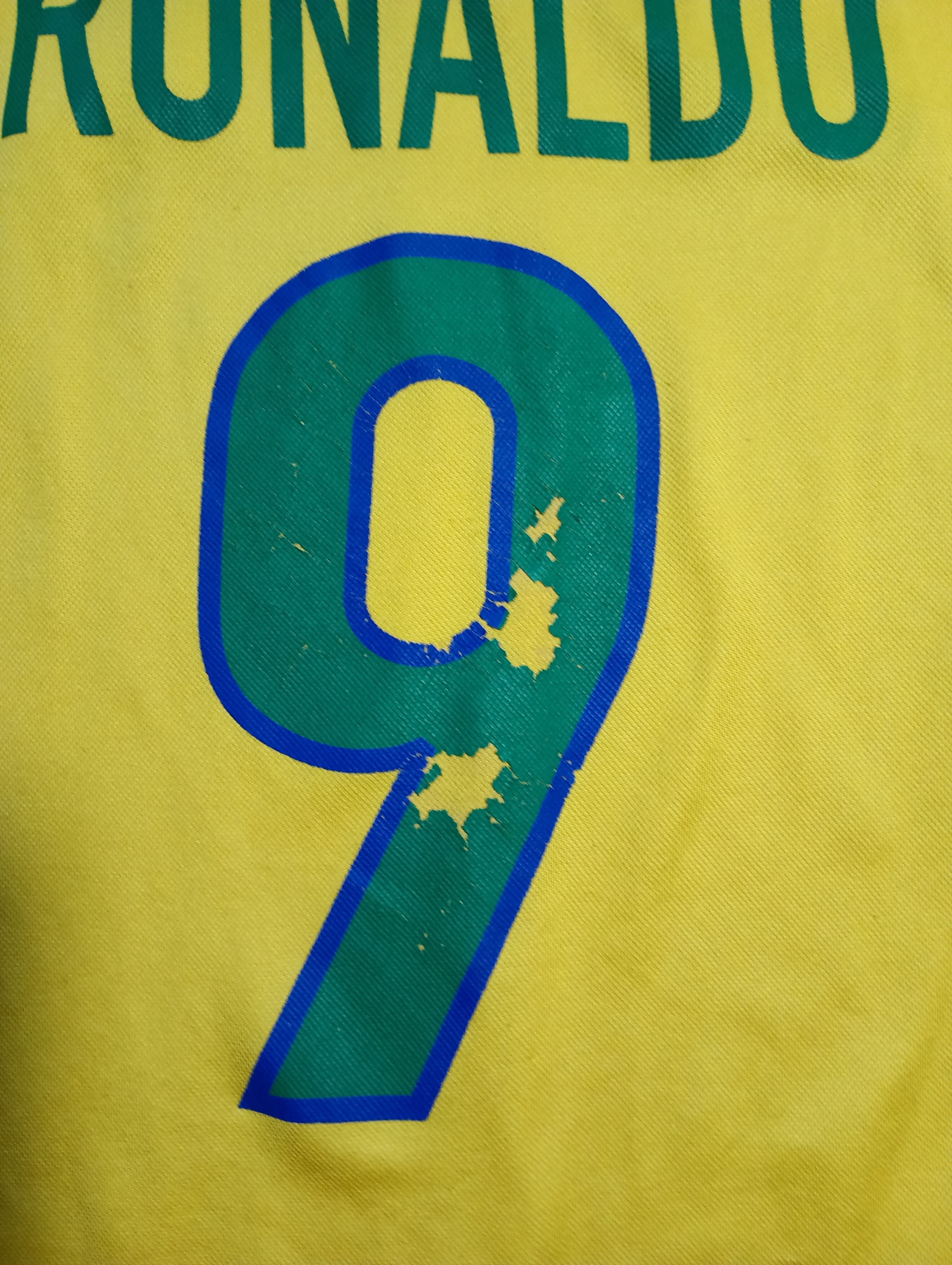 Nike Nike Brazil Jersey #9 Ronaldo 1998 Vintage Size US S / EU 44-46 / 1 - 19 Thumbnail