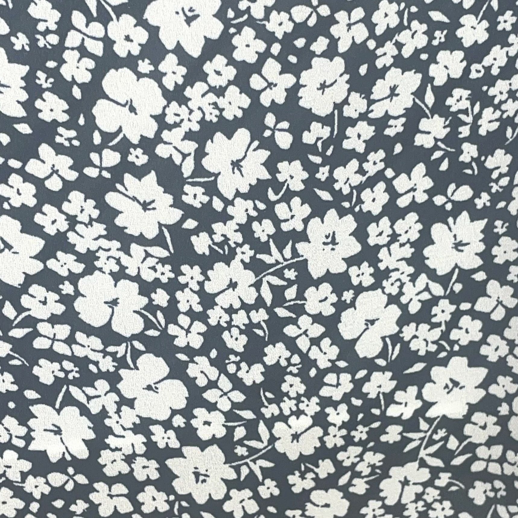 Banana Republic VINTAGE Banana Republic? No, Vintage: No. Banana Republic Women Blouse S Navy Blue Floral Spaghetti Sleeveless NWT Sized Small Size S / US 4 / IT 40 - 7 Thumbnail