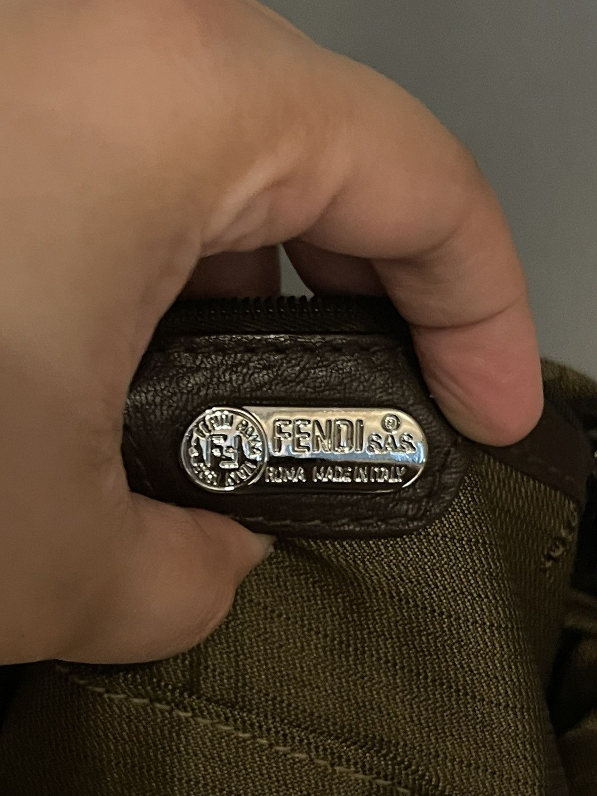 Fendi × Vintage Fendi Leather chain pochette Size ONE SIZE - 7 Thumbnail