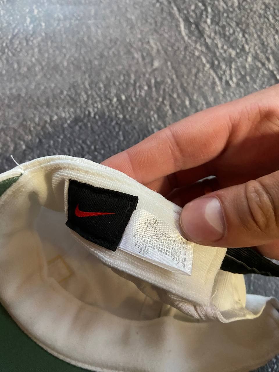 Nike Vintage Nike Court white cap Size 28 - 5 Thumbnail