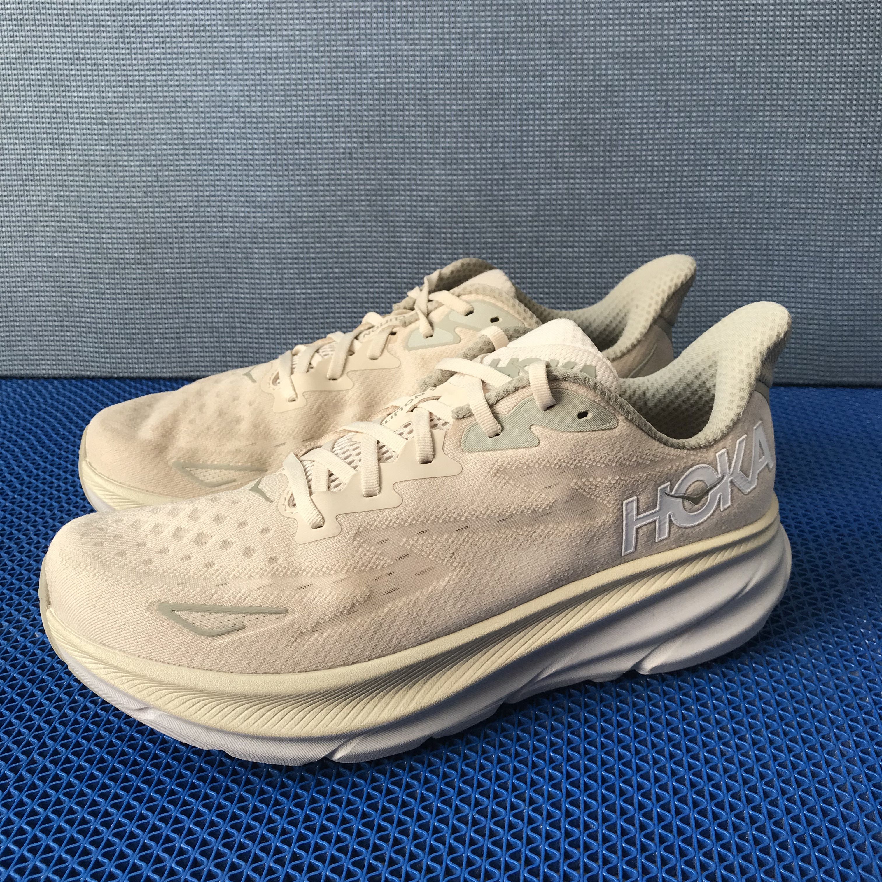 Hoka Hoka Clifton 9/H run running Tennis padel jogging shoes Size US 12 / EU 45 - 3 Thumbnail