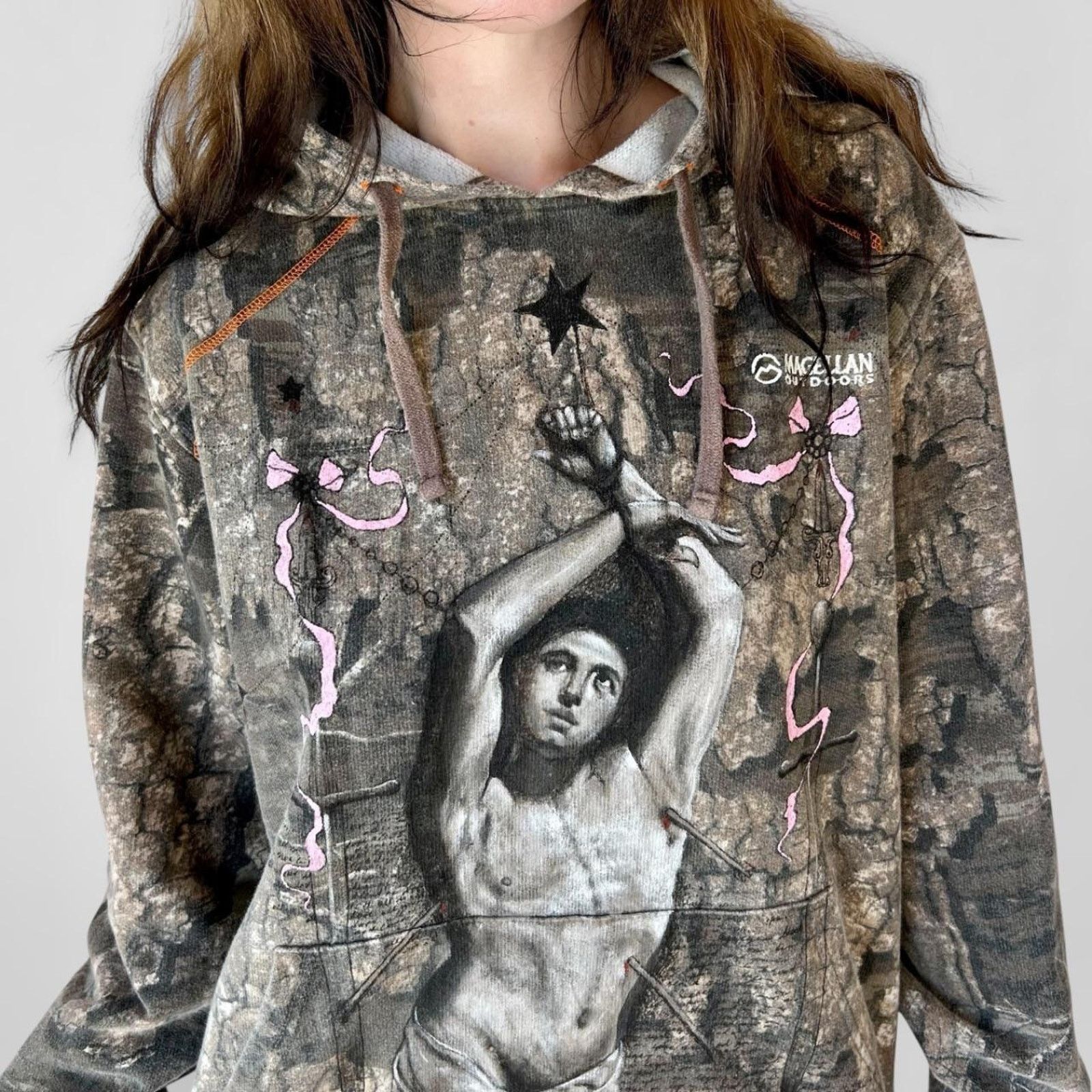Other custom hand painted coquette catholic grunge camo sweatshirt Size M / US 6-8 / IT 42-44 - 1 Thumbnail