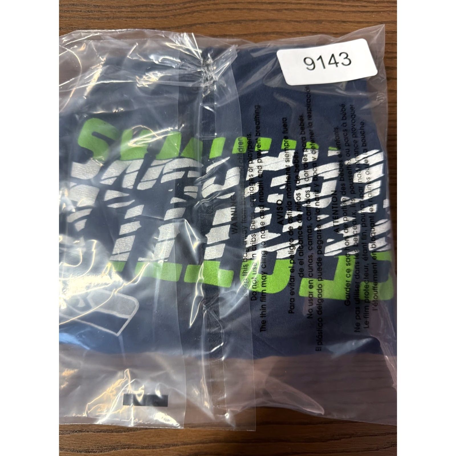 NFL VINTAGE Seattle Seahawks Women’s V-Neck Tee Navy Womens Medium Size M / US 6-8 / IT 42-44 - 4 Thumbnail
