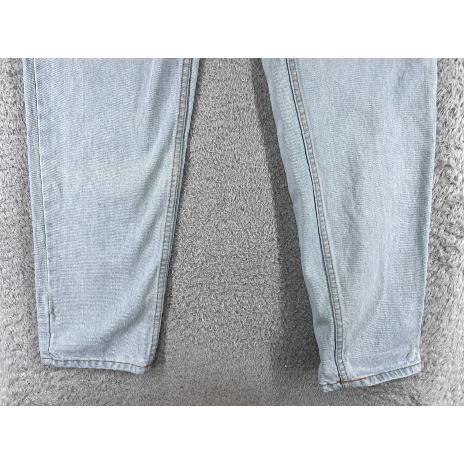 Eddie Bauer Eddie Bauer Jeans Womens 10 Blue Denim Straight Leg 100% Cotton Light Wash 25x29 Adult Regular 29.5 Inseam Mens Womens Girls Size 32" / US 10 / IT 46 - 2 Thumbnail