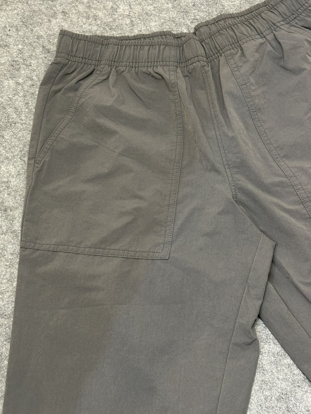 Puma PUMA dark grey track pants with a 3/4 length. Size US 30 / EU 46 - 5 Thumbnail