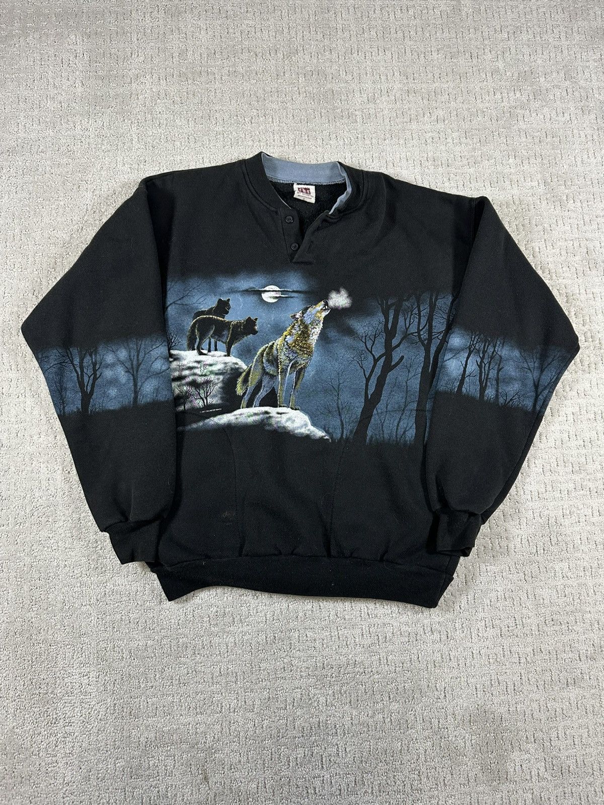 Vintage 90’s Wolf & Moon Wrap Around Crewneck Size US M / EU 48-50 / 2 - 1 Thumbnail