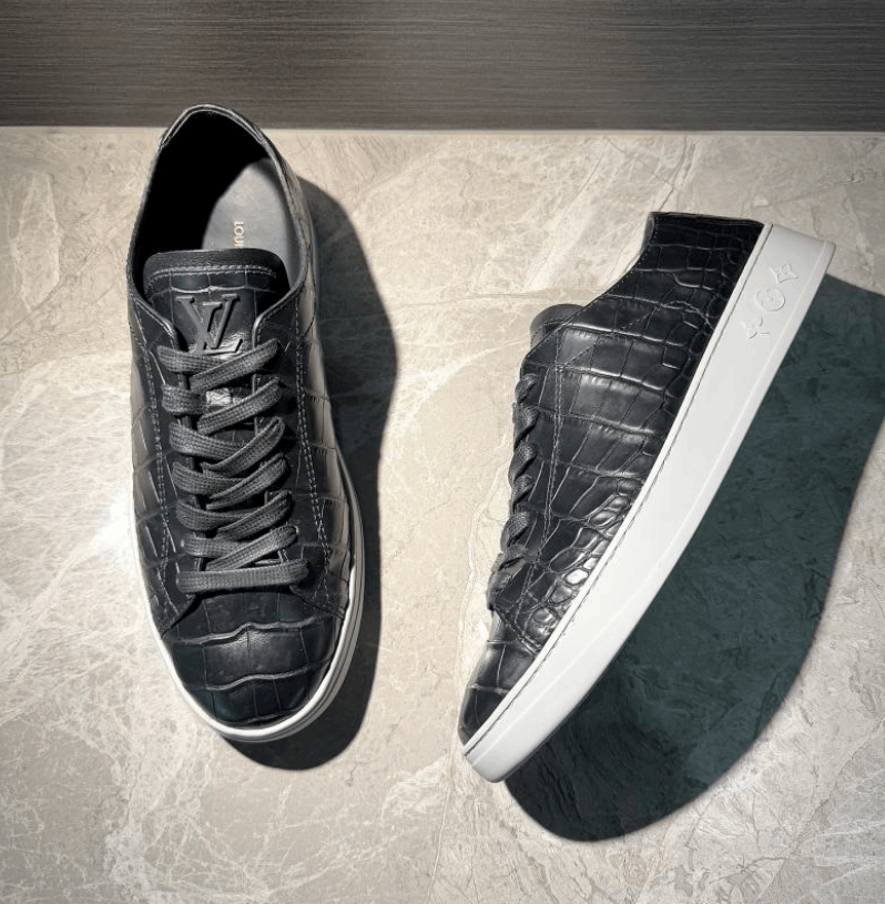 Louis Vuitton Louis Vuitton low-top fashion skate shoes Size US 10 / EU 43 - 4 Thumbnail