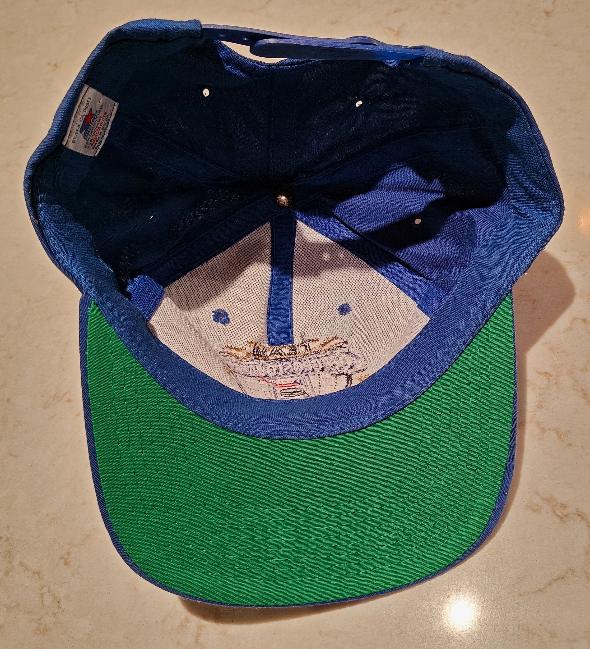 Starter Vtg 90s Starter Czechoslovakia Czechia Hockey snapback hat Size ONE SIZE - 4 Thumbnail