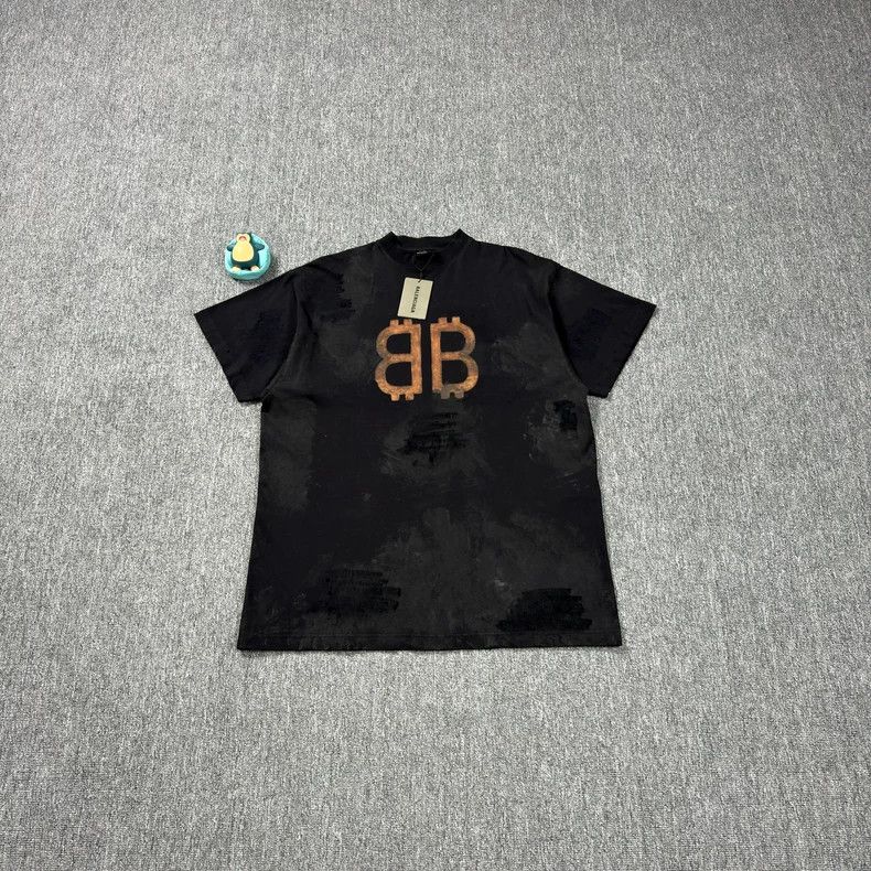 Balenciaga Balenciaga Black Bitcoin Pattern Short Sleeve Size US S / EU 44-46 / 1 - 1 Thumbnail