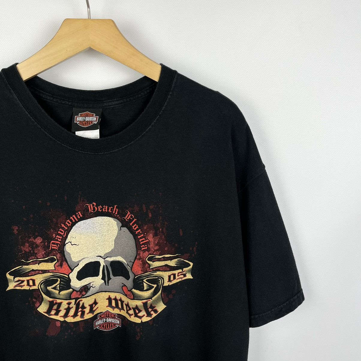 Harley Davidson Vintage Harley Davidson Orlando Skulls Big Logo T Shirt 00’s Size US XL / EU 56 / 4 - 2 Thumbnail