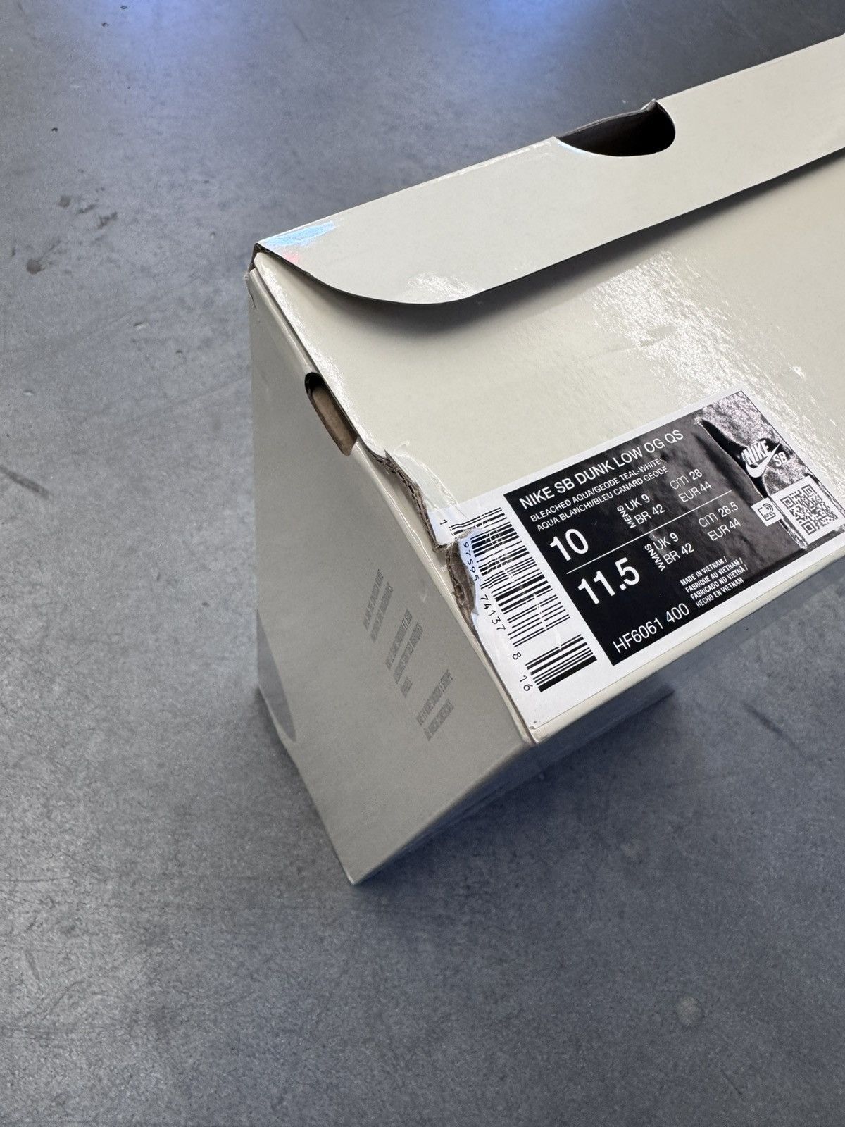 Futura × Nike 2024 Nike SB Dunk Low Futura Laboratories Bleaced Aqua Size US 10 / EU 43 - 13 Thumbnail
