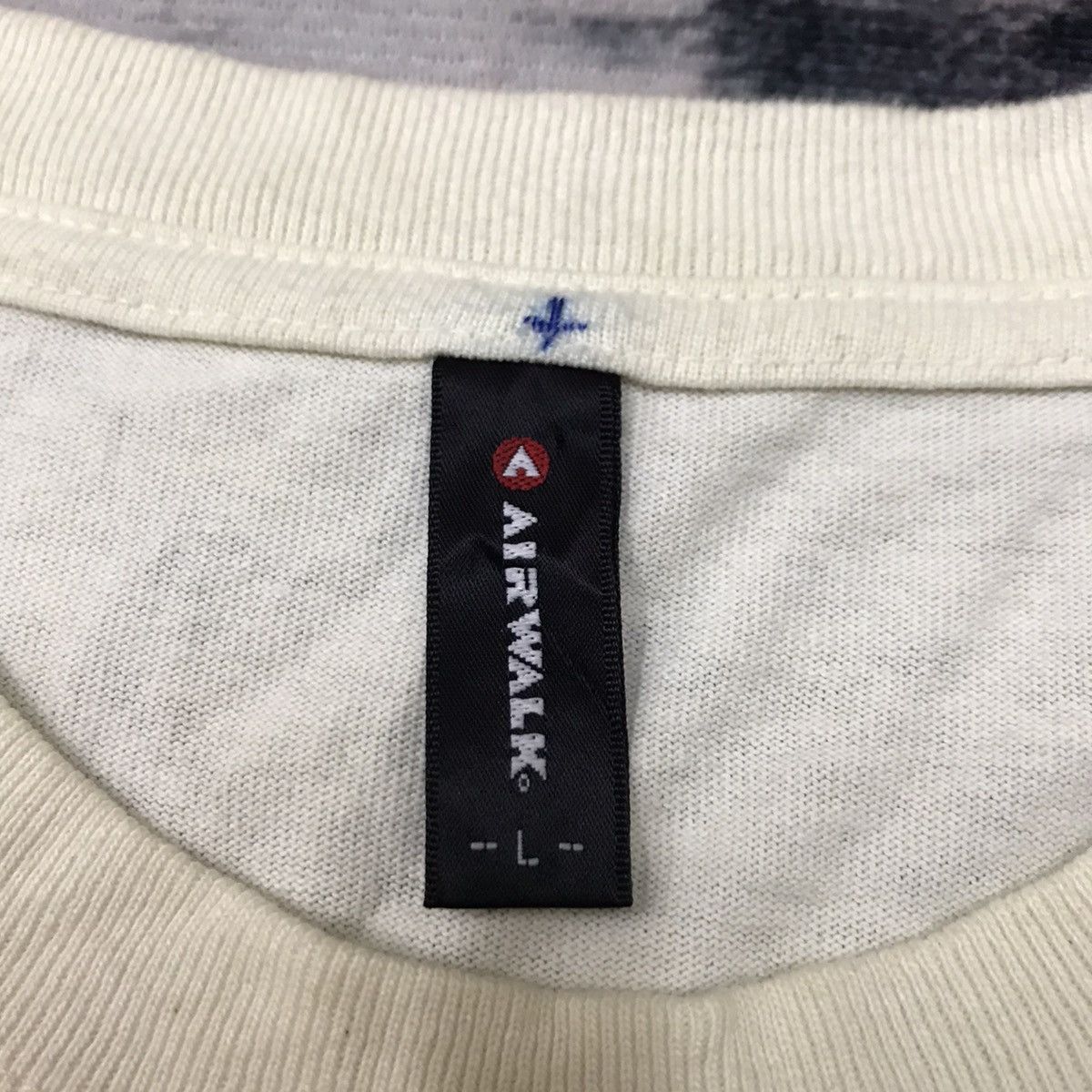 Airwalk Vintage Airwalk X Raptees Fullrpint Tshirt Size US L / EU 52-54 / 3 - 5 Thumbnail
