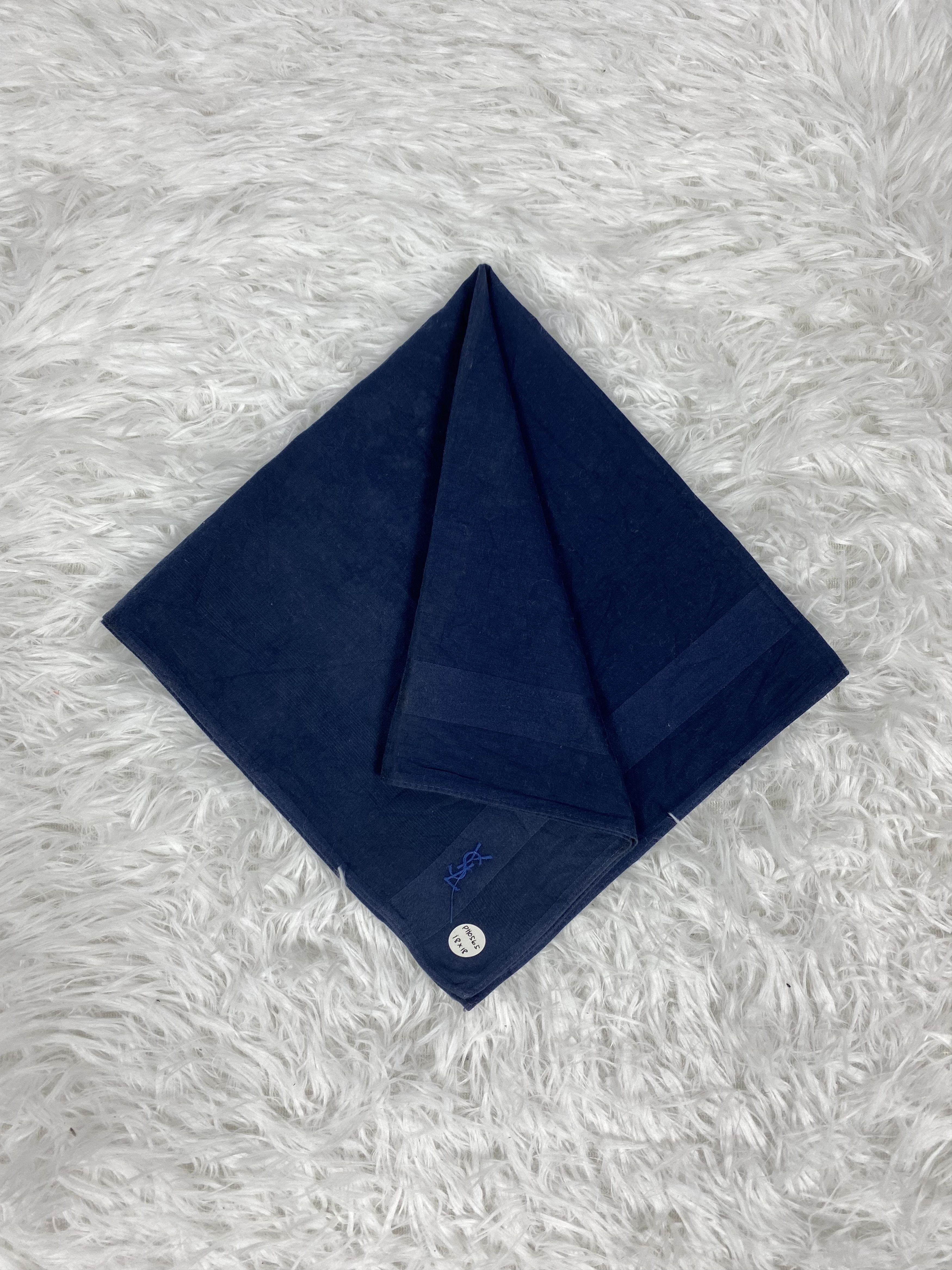 Yves Saint Laurent Vintage YSL Handkerchief Nekcerchief PH0565 Size ONE SIZE - 1 Thumbnail
