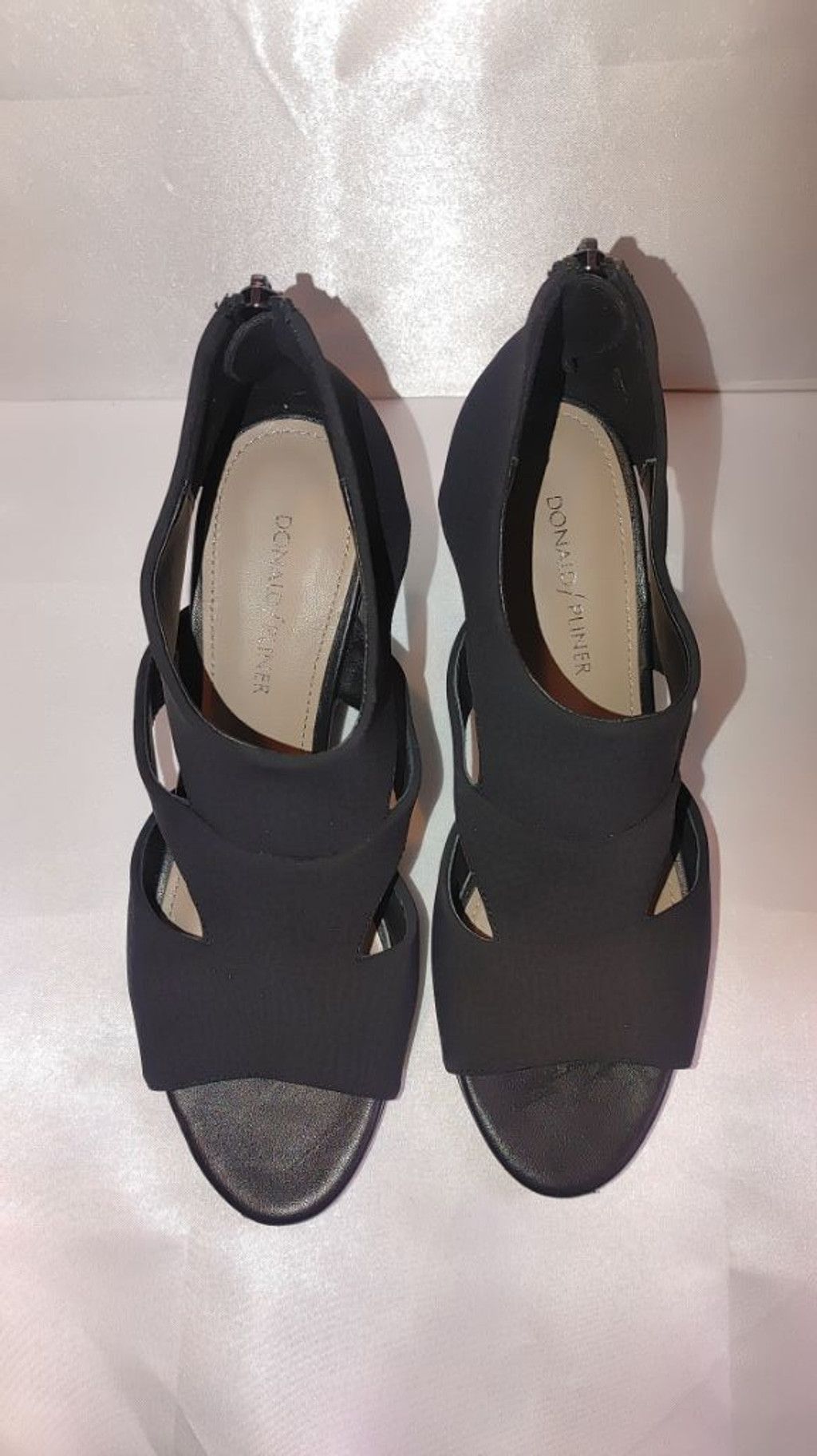 Donald Pliner Donald J. Pliner Sandals Size 8M Size US 8 / IT 38 - 5 Thumbnail