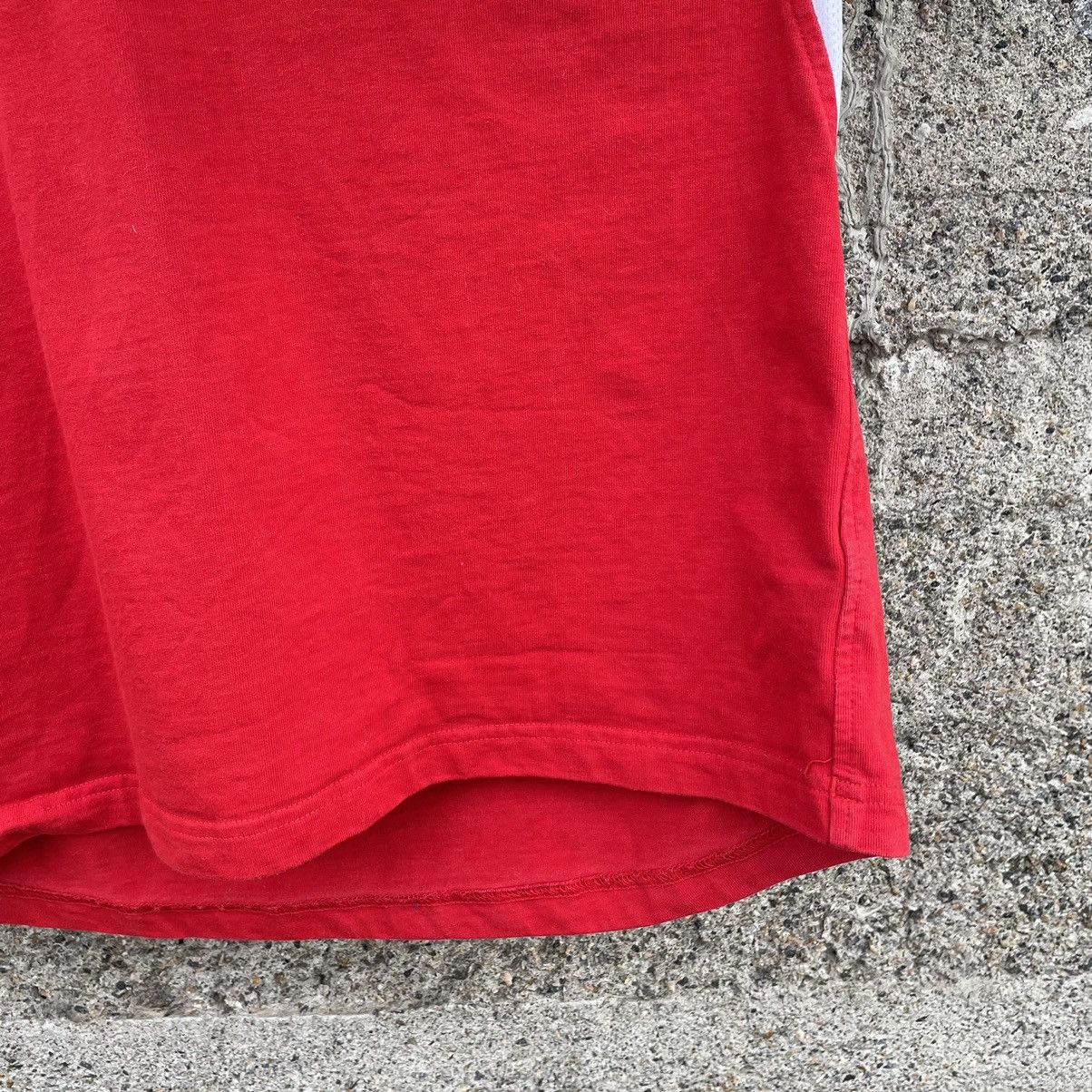 20471120 × Grailed × Hypebeast Vintage T-shirts British Lions Polo Rugby Big Logo Y2K 90s Size US XL / EU 56 / 4 - 6 Thumbnail
