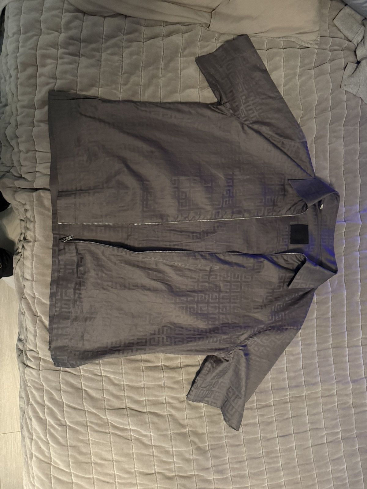 Givenchy SHORT SLEEVES BOXY FIT ZIPPED SHIRT - TITANIUM Size US XXS / EU 40 - 7 Thumbnail
