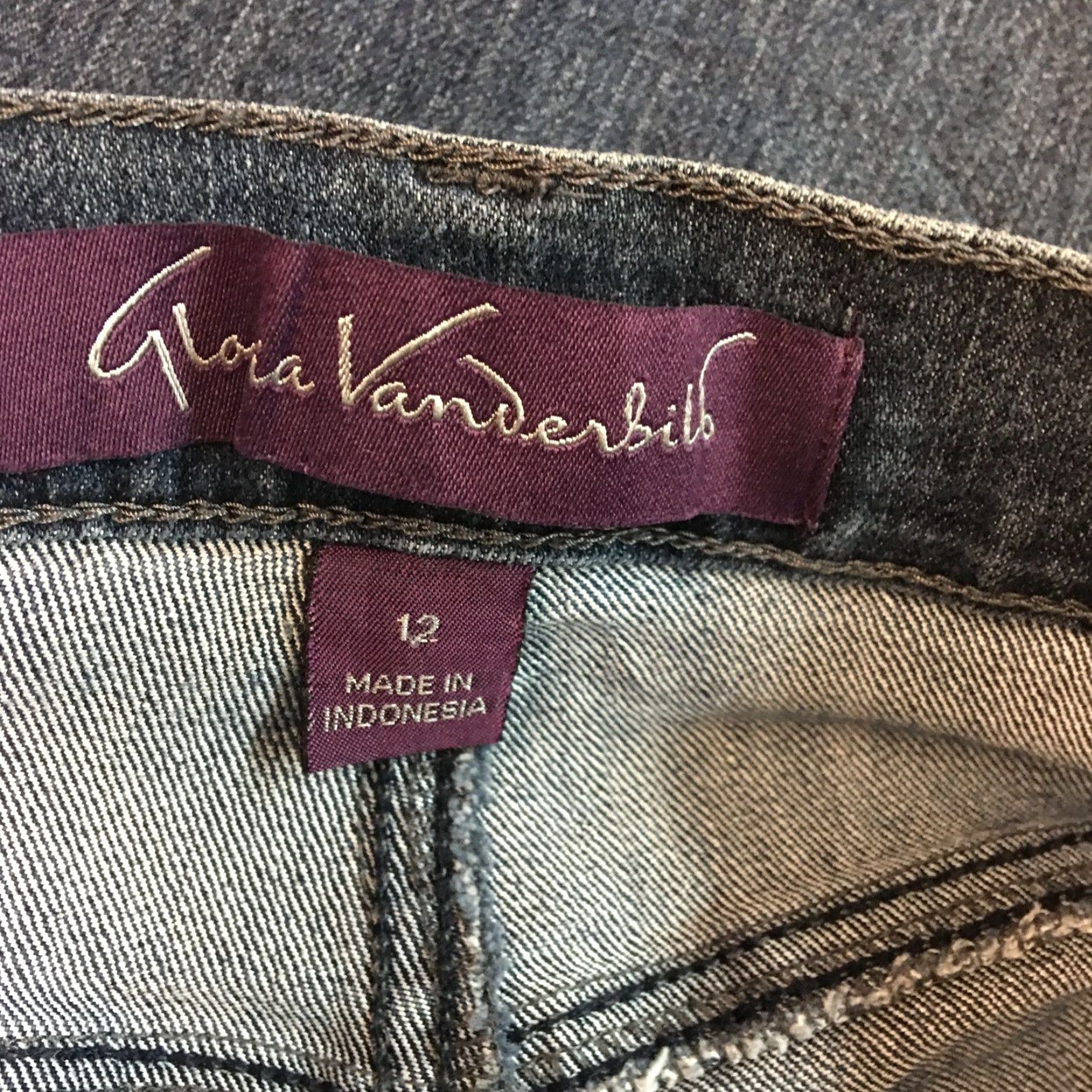 Gloria Vanderbilt Gloria Vanderbilt Womens Jeans Flat Front Straight Blue Size 12 34" Waist 30" Inseam Regular Rise High 5-Pocket Denim Dress Casual Womens Jeans Size 34" / US 12 / IT 48 - 6 Thumbnail