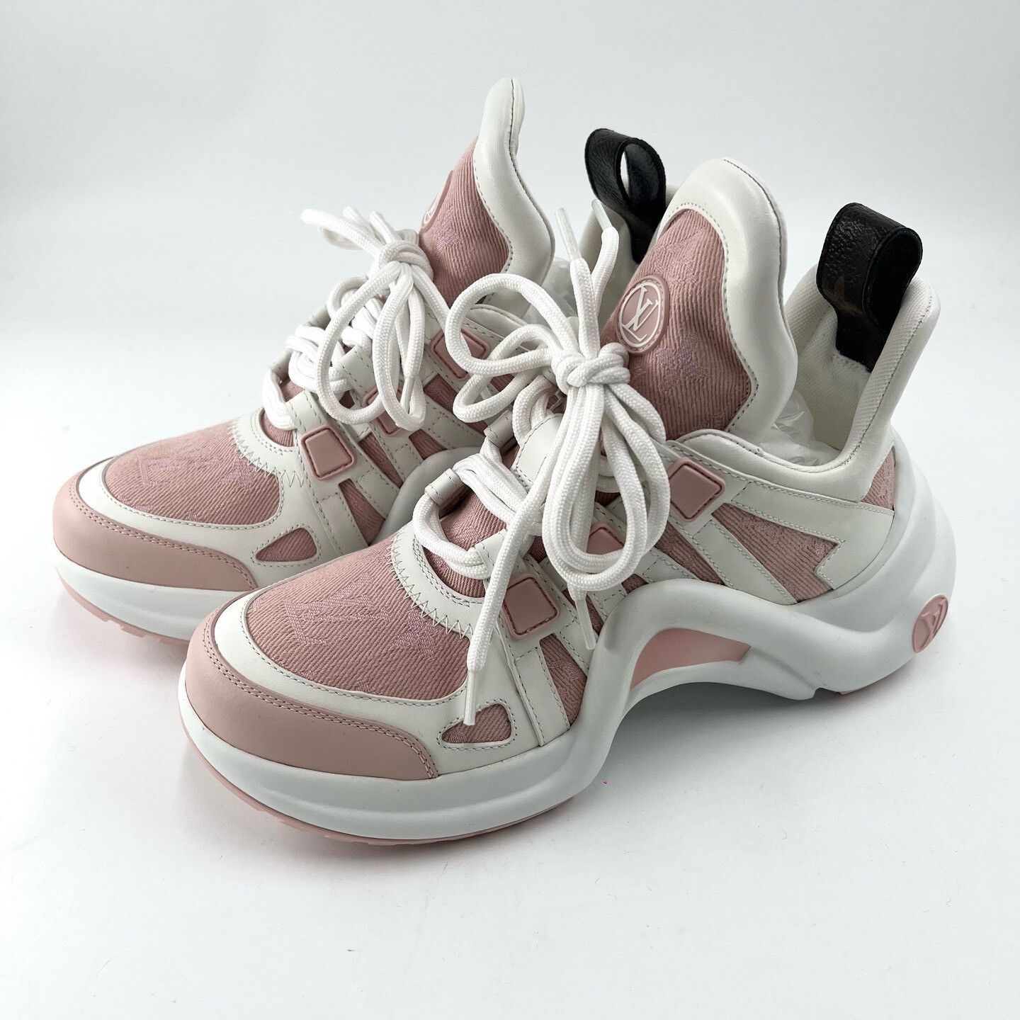 Louis Vuitton Louis Vuitton Pink White Colorblock Dad Shoes Size US 5 / IT 35 - 1 Thumbnail