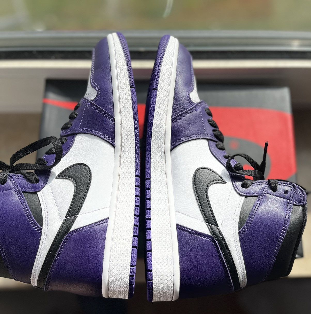 Jordan Brand Air Jordan 1 Retro High OG “Court Purple 2.0” Size US 8.5 / EU 41-42 - 4 Thumbnail