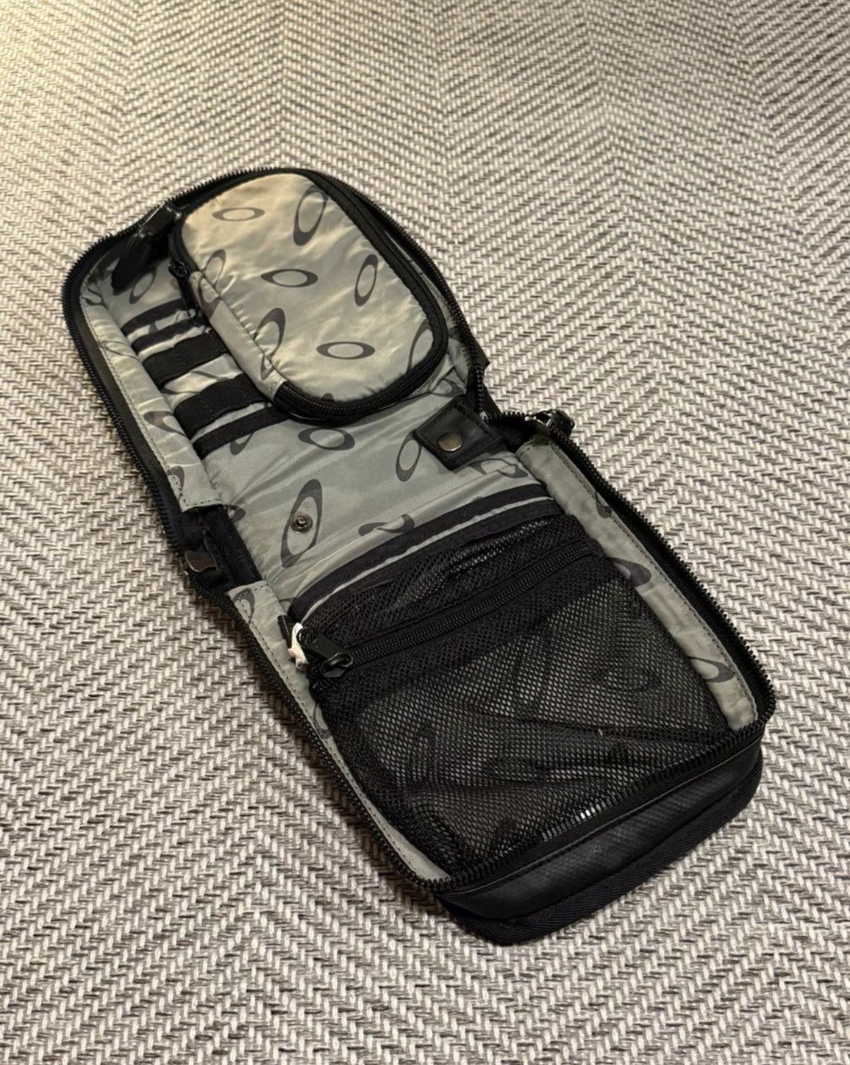 Oakley OAKLEY 00s Vintage Software Passport Bag K24 Size ONE SIZE - 5 Thumbnail