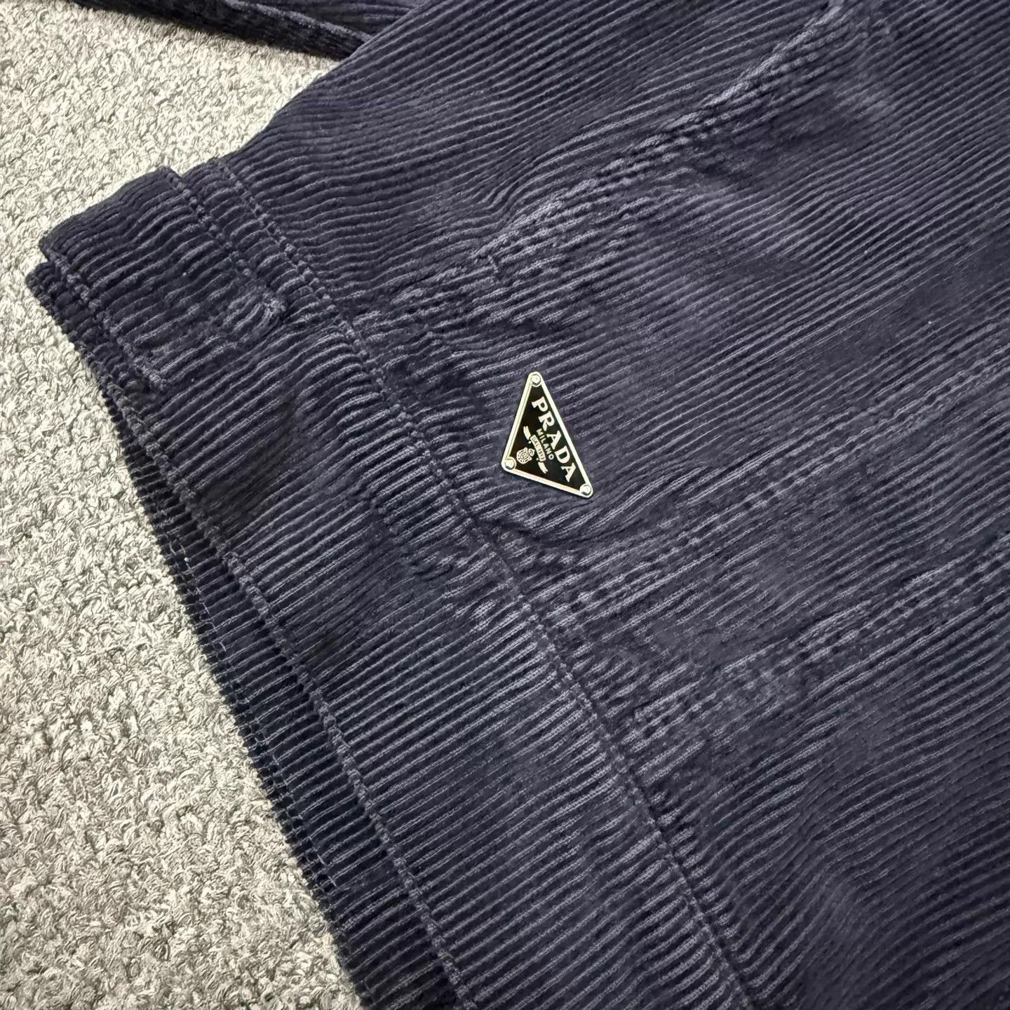 Prada Prada Corduroy Denim Jacket M Triangle Logo Size US M / EU 48-50 / 2 - 3 Thumbnail