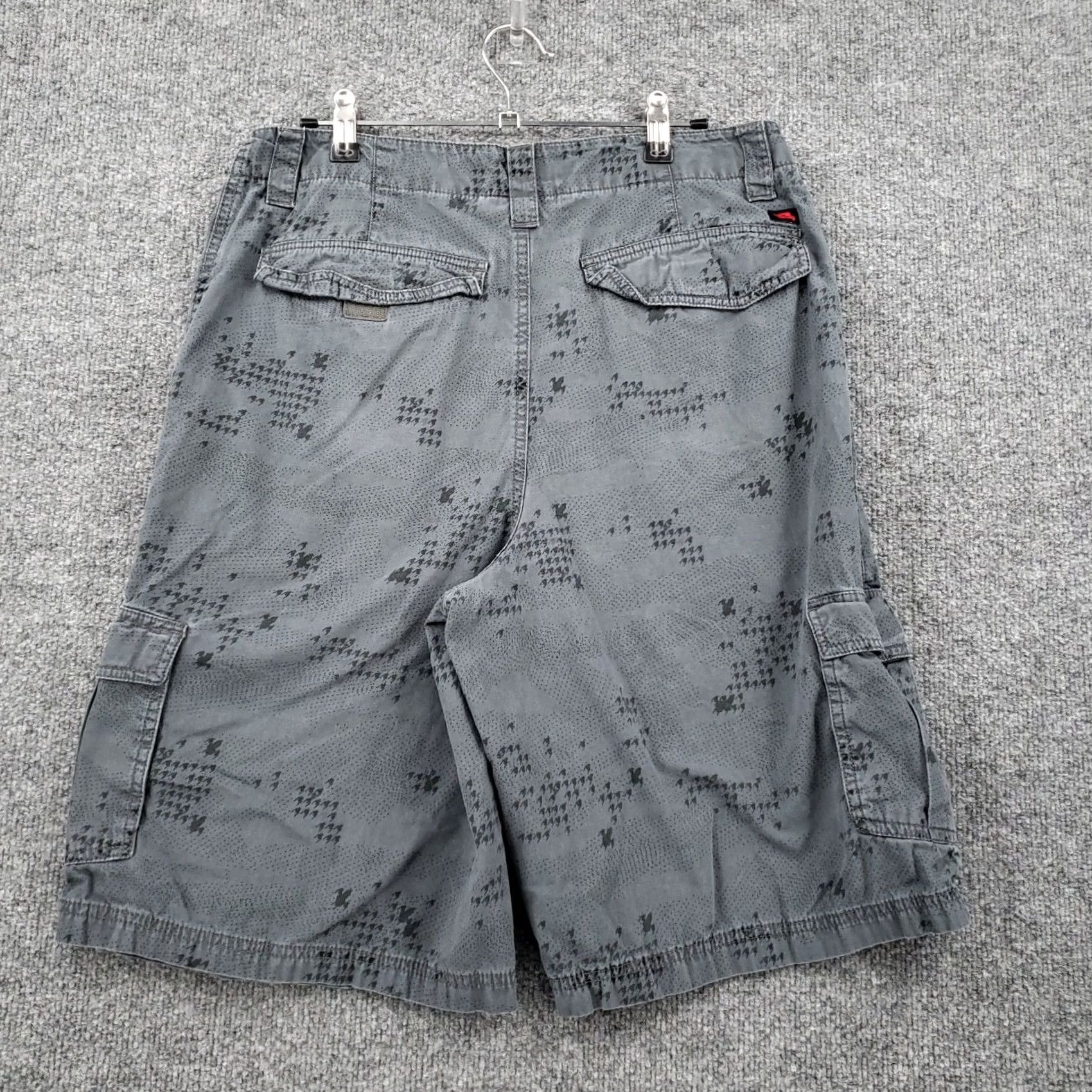 Vintage HAWK Cargo Shorts Mens 32 Gray Tactical Utility Pocket Skater Y2K Size US 32 / EU 48 - 2 Thumbnail