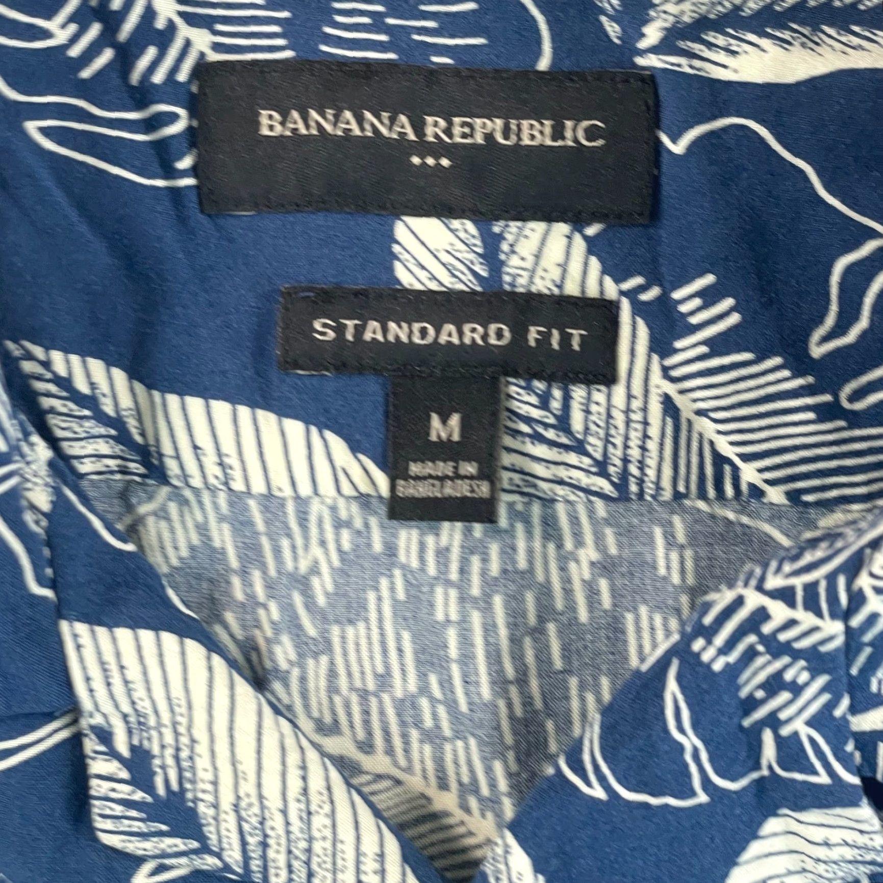 Banana Republic Banana Republic Hawaiian Camp Shirt Men Medium Blue Floral Loop Collar Aloha Size US M / EU 48-50 / 2 - 2 Thumbnail