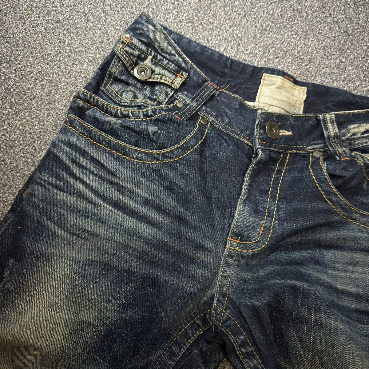 Le Grande Bleu (L.G.B.) Insane Vintage Exotic Flared Gothic Lolita Distressed Jeans Size US 32 / EU 48 - 12 Thumbnail