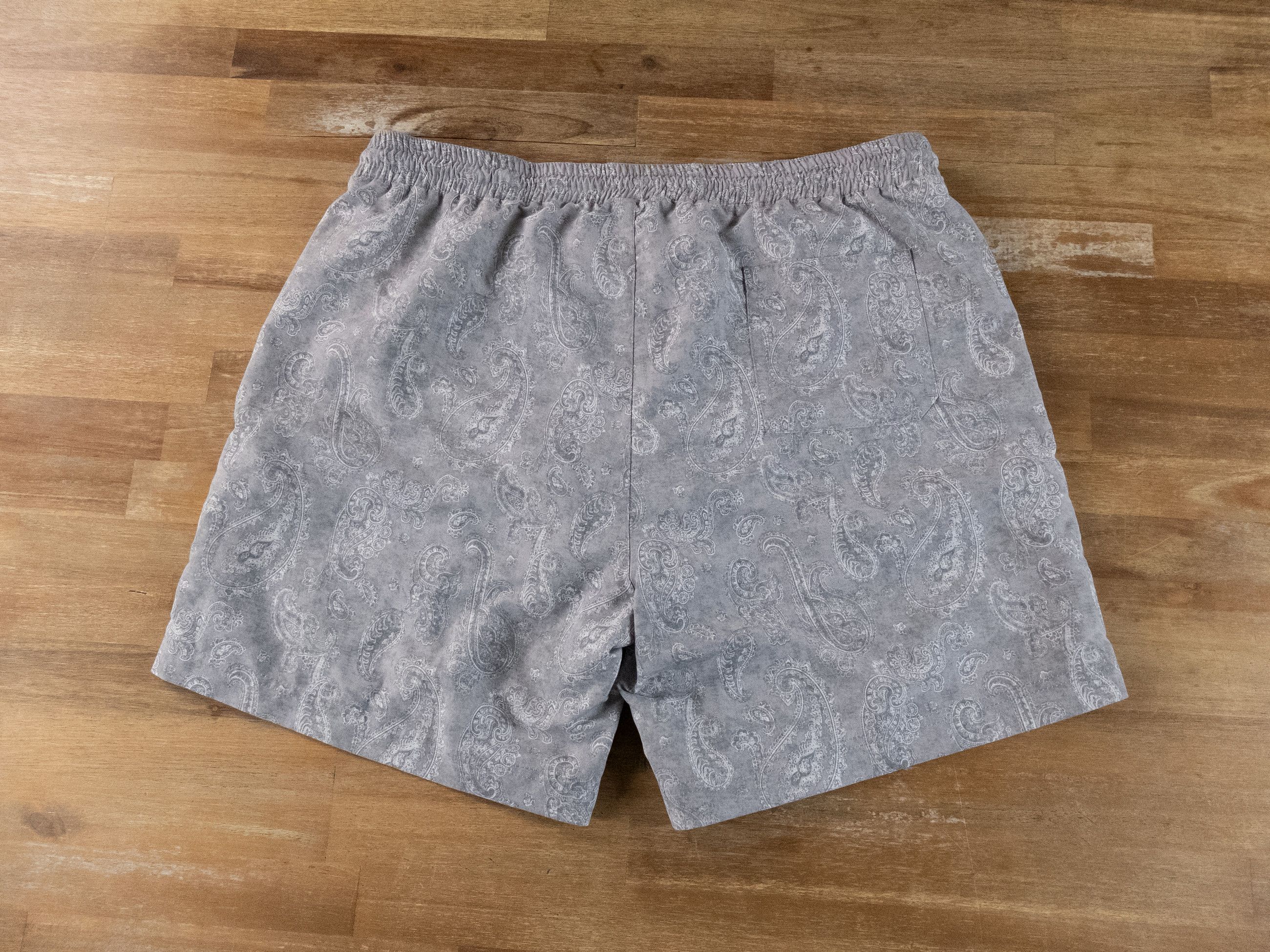 Brunello Cucinelli BRUNELLO CUCINELLI gray paisley print swim shorts Large NWT Size US 34 / EU 50 - 10 Thumbnail