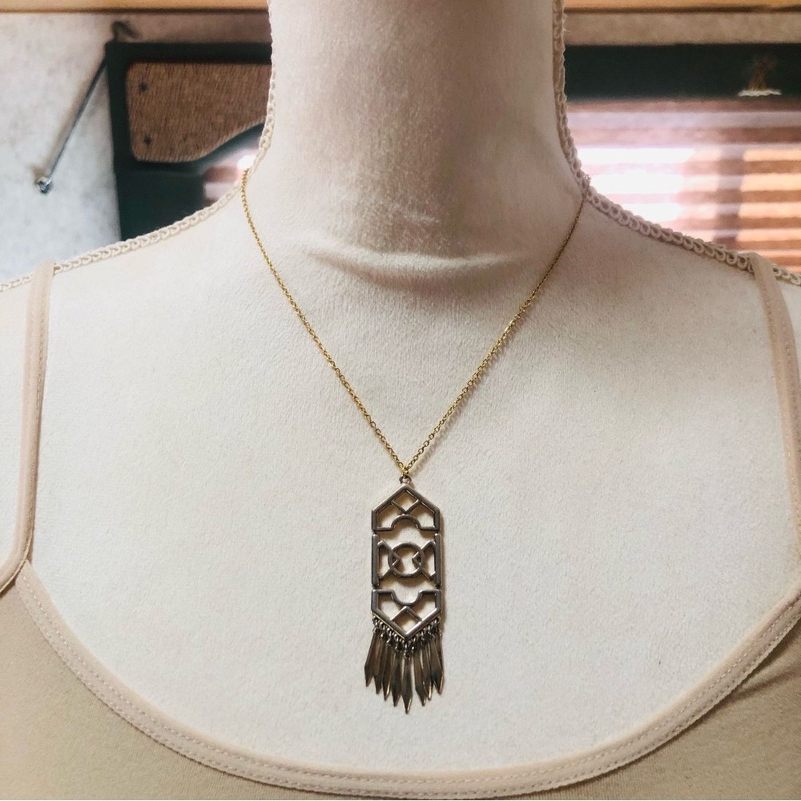 Vintage Vintage repurpose gold open filigree fringe pendant necklace Size ONE SIZE - 5 Thumbnail