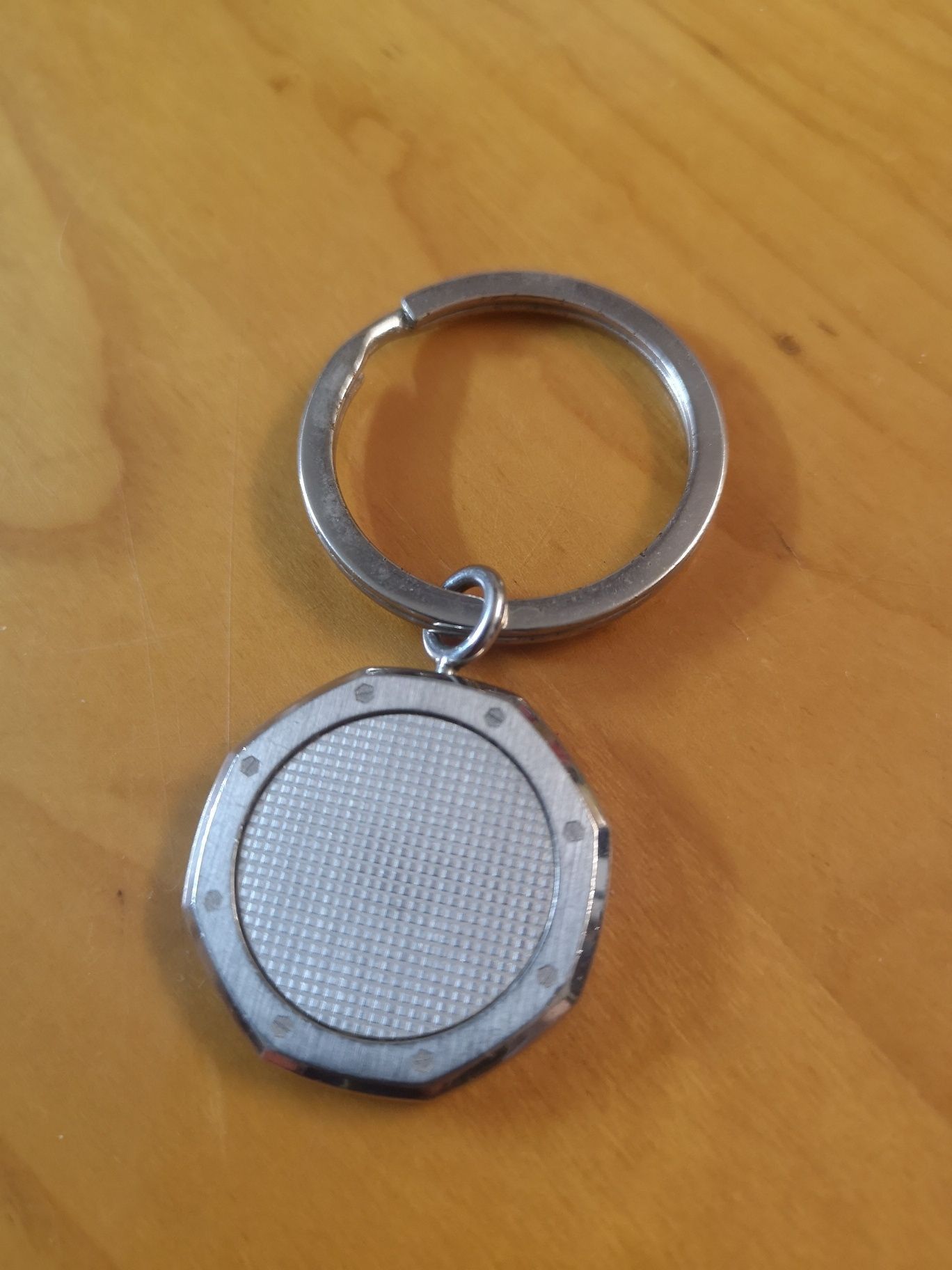 Audemars Piguet Audemar Piguet Le Brassus Key Ring Size ONE SIZE - 4 Thumbnail