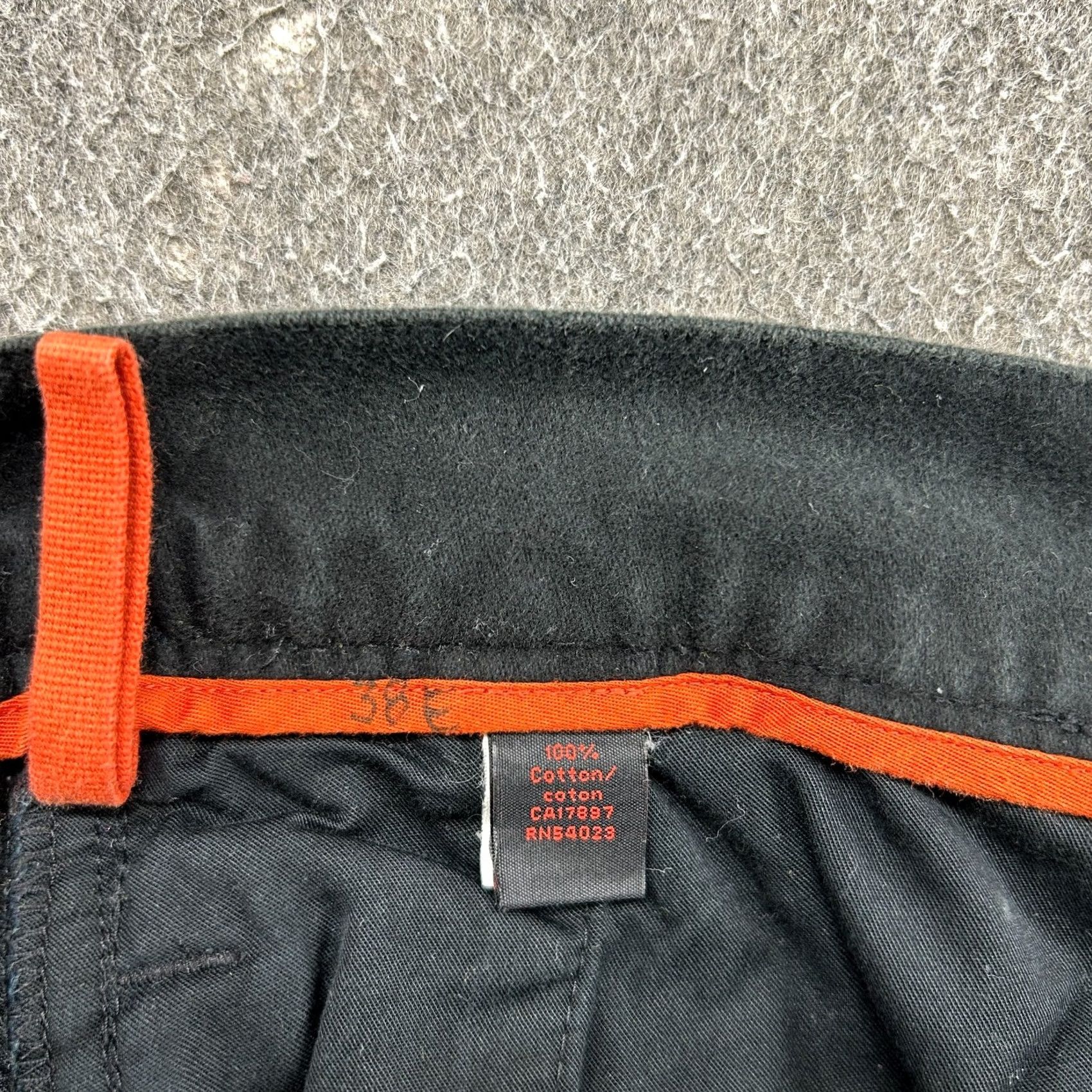Banana Republic Banana Republic Pants Mens 38x32 Black Cargo Relaxed Fit Cotton Linen City 90s Mens Size US 38 / EU 54 - 4 Thumbnail